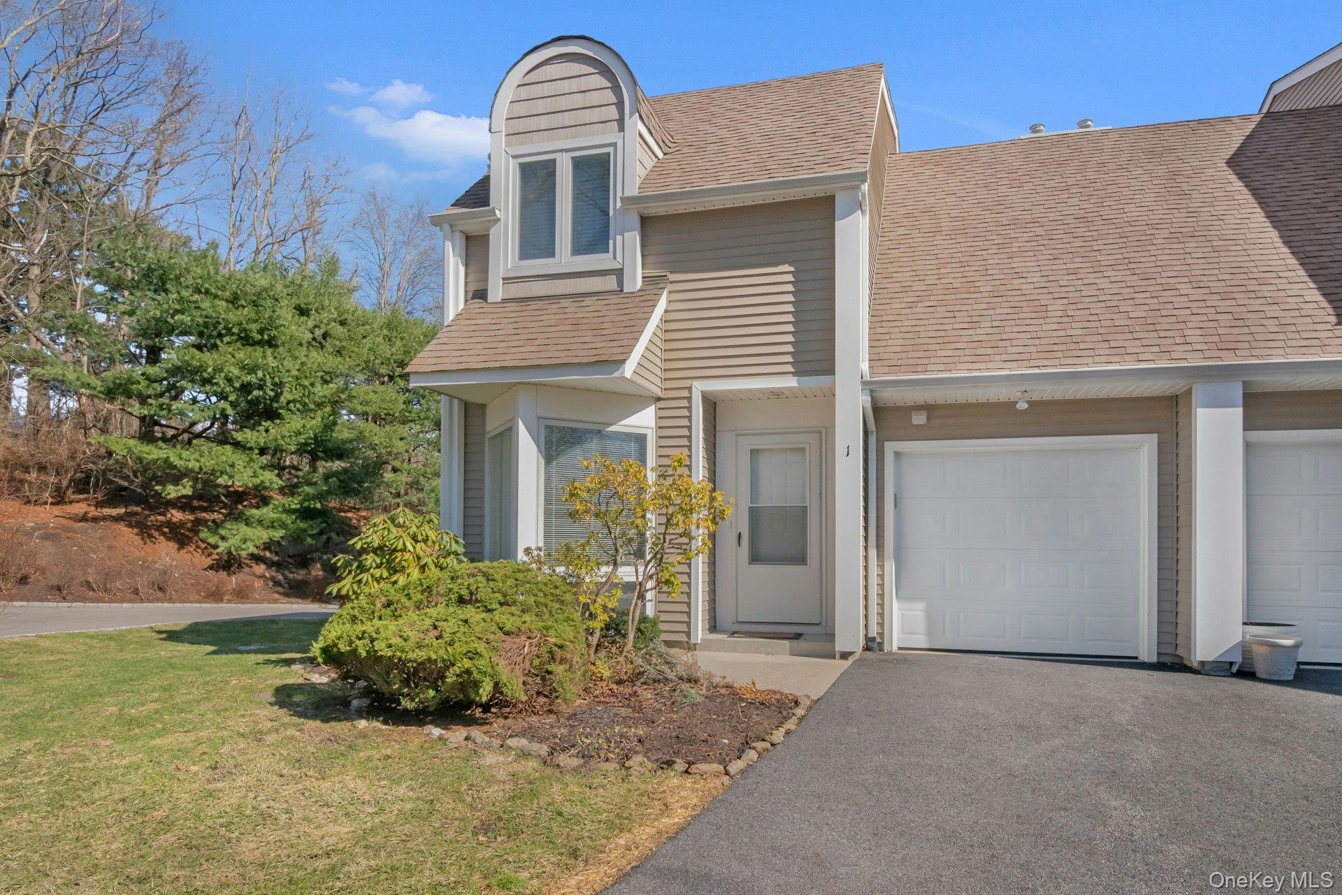 #3 photo, 1 Spring Pond Drive, Ossining , NY 10562