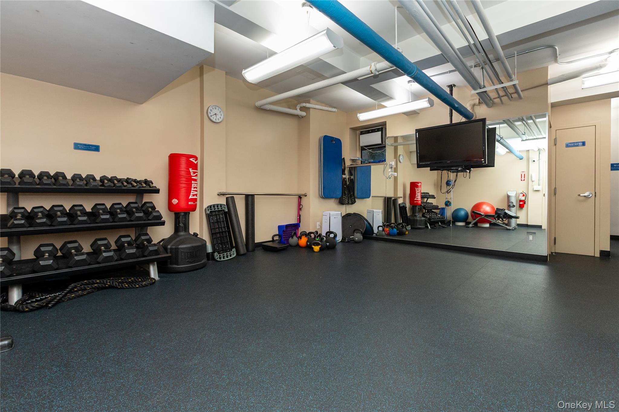 #17 photo, 2550 Independence Avenue, 布朗士 Bronx , NY 10463