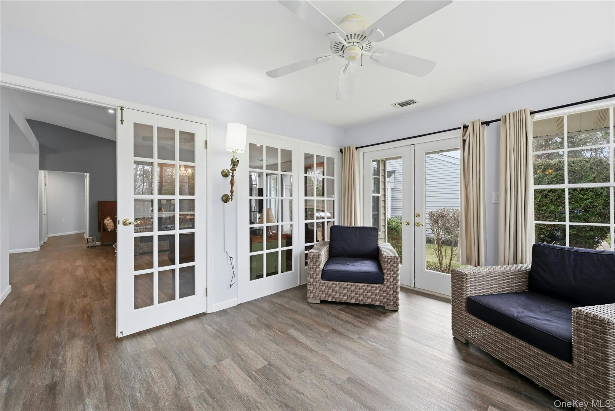 #12 photo, 233 Glen Drive, সাফোক কাউন্টি Ridge , NY 11961