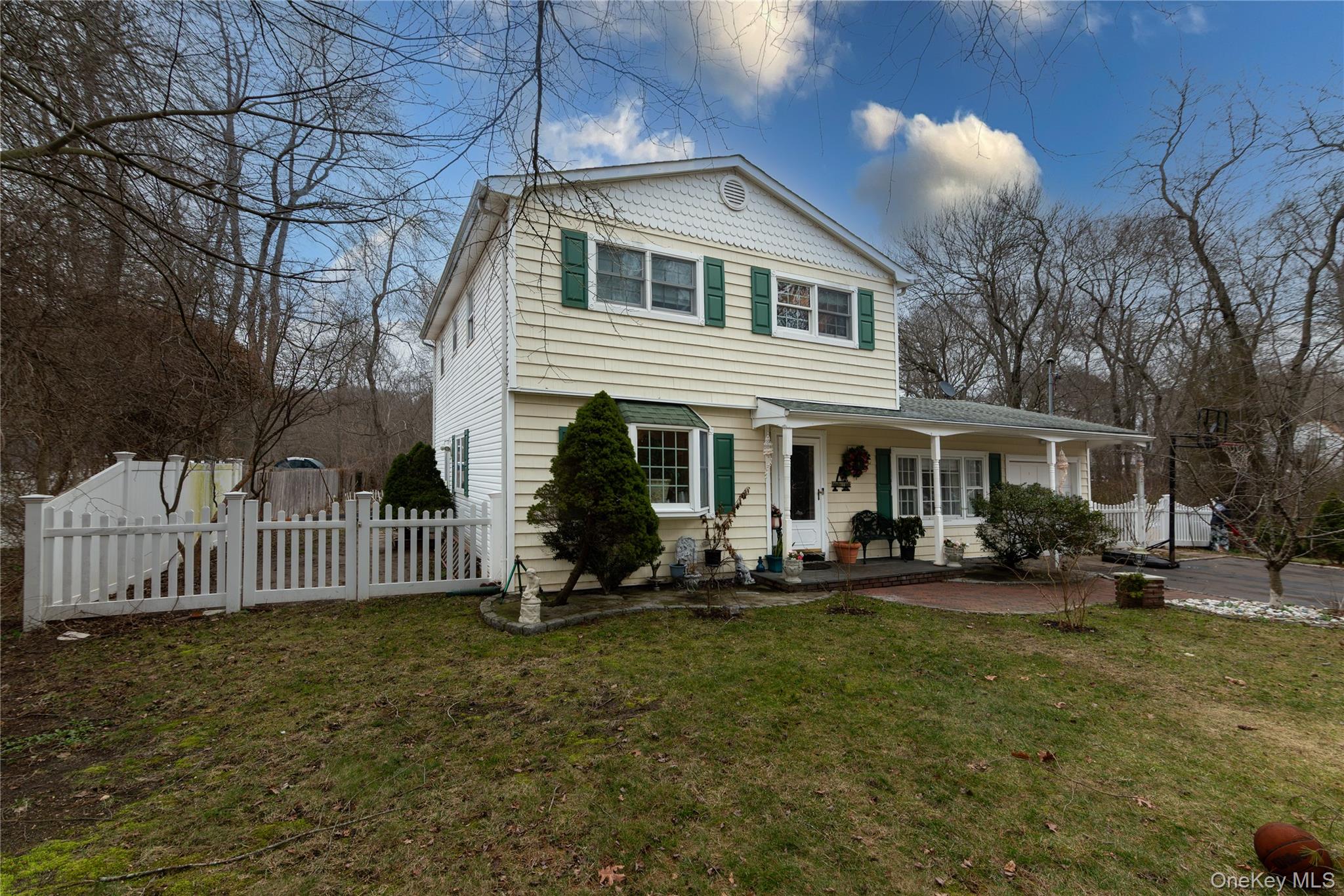 #3 photo, 89 Sportsmen Street, Central Islip , NY 11722
