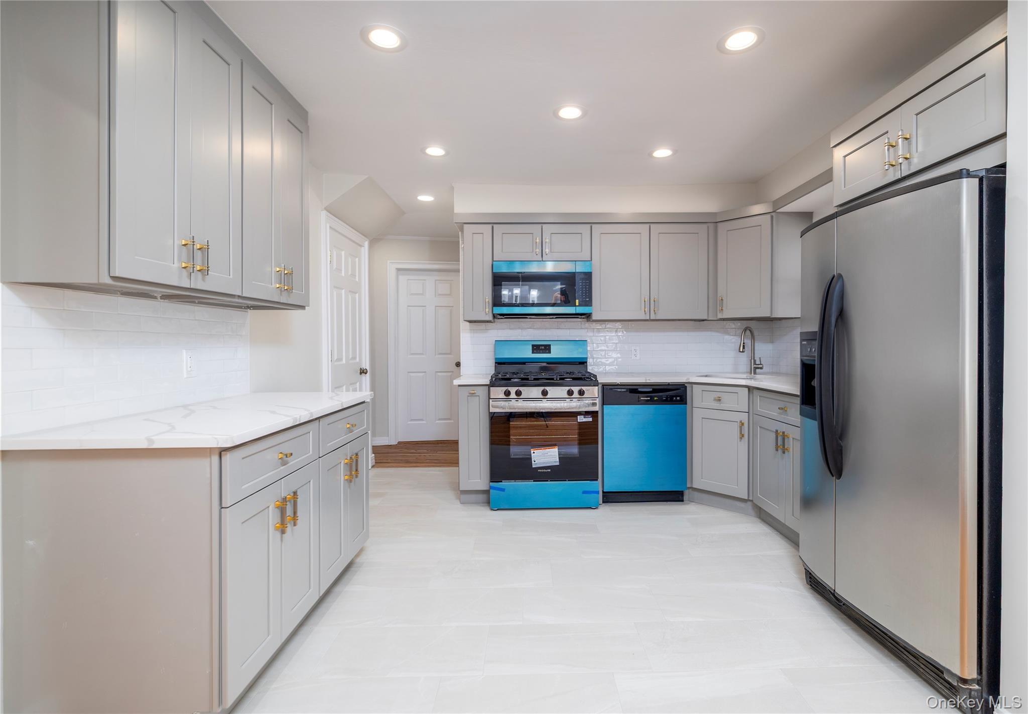 #15 photo, 3883 Franklin Avenue, 長島 Seaford , NY 11783