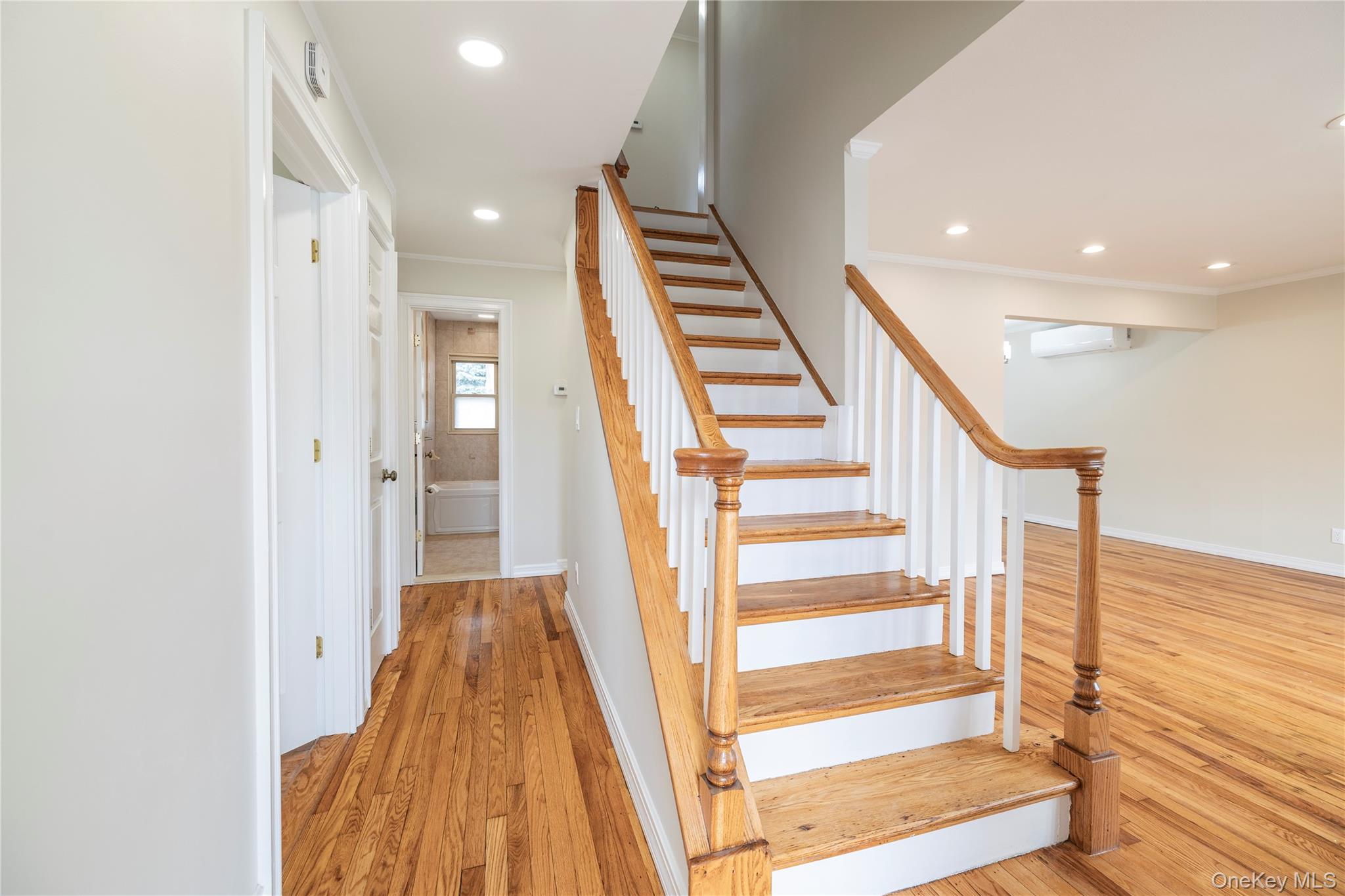 #5 photo, 3883 Franklin Avenue, 長島 Seaford , NY 11783