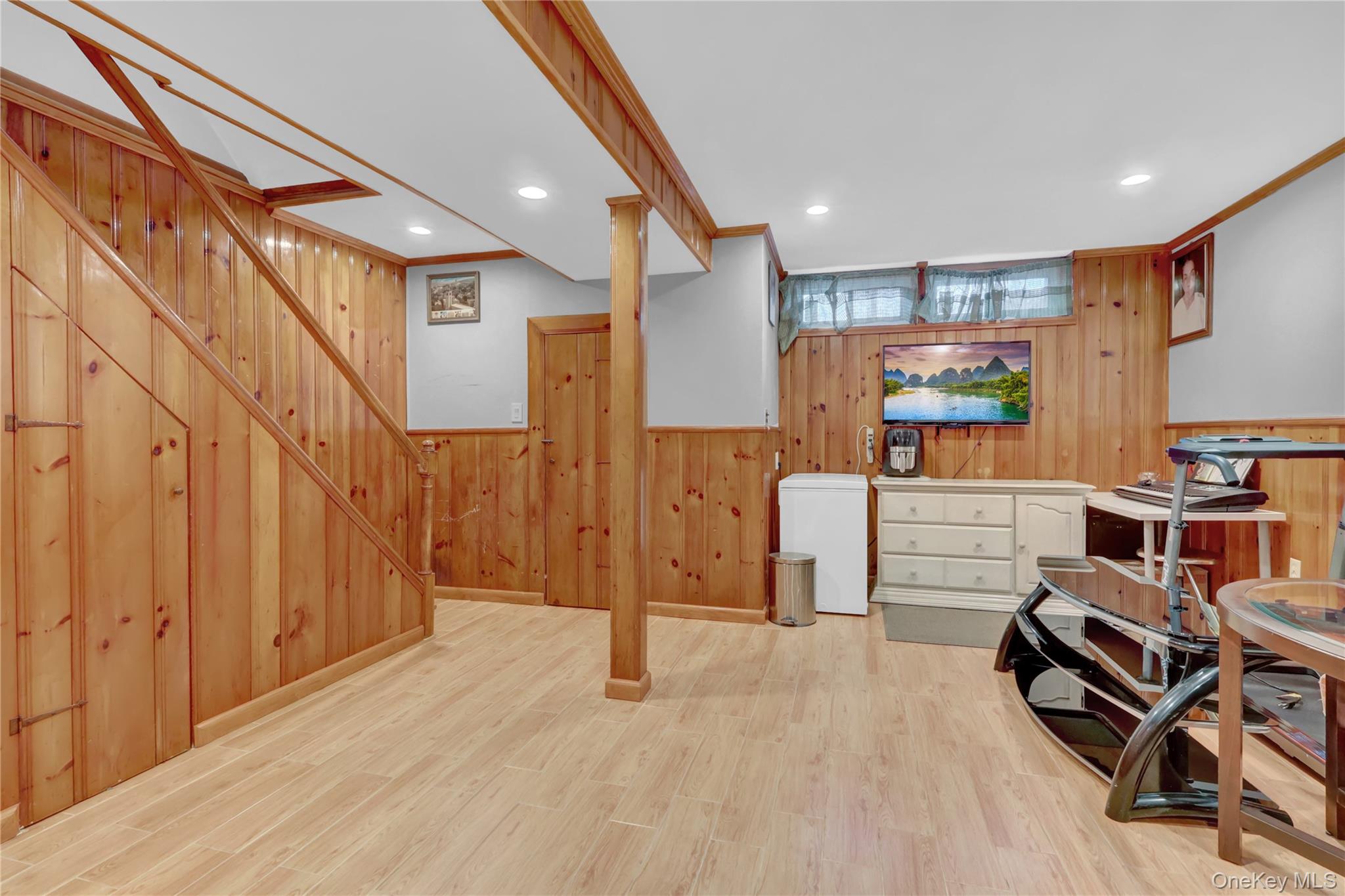 #20 photo, 8415 259th Street, 皇后區 Floral Park , NY 11001