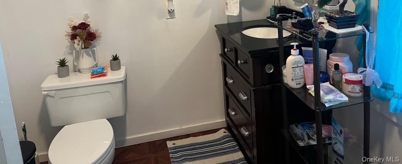 #5 photo, 21 Locust Street, 东长岛 Riverhead , NY 11901