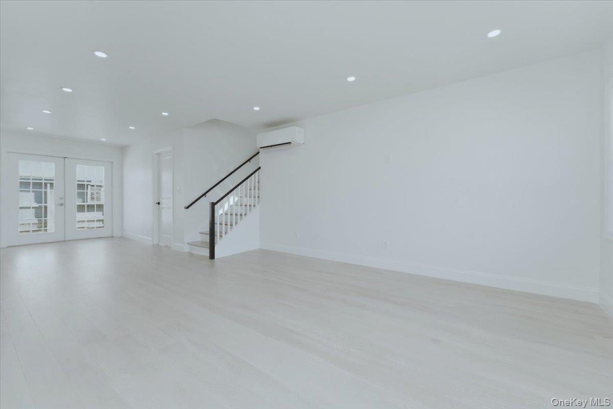 #16 photo, 1895 Park Street, Atlantic Beach , NY 11509