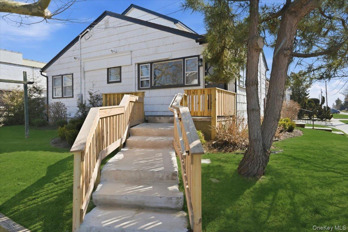 #2 photo, 1895 Park Street, Atlantic Beach , NY 11509