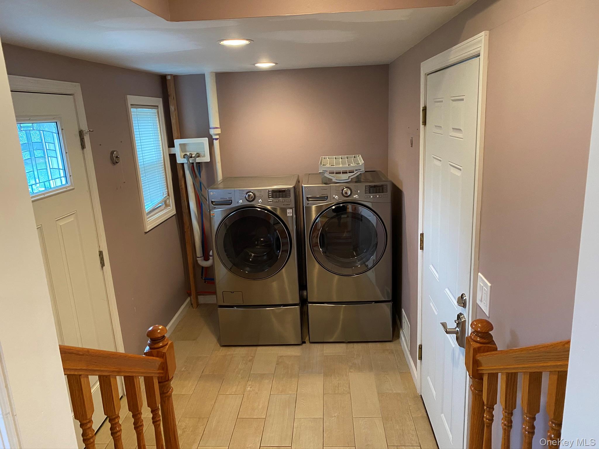 #7 photo, 25 Woodhollow Road, מחוז נסאו Albertson , NY 11507