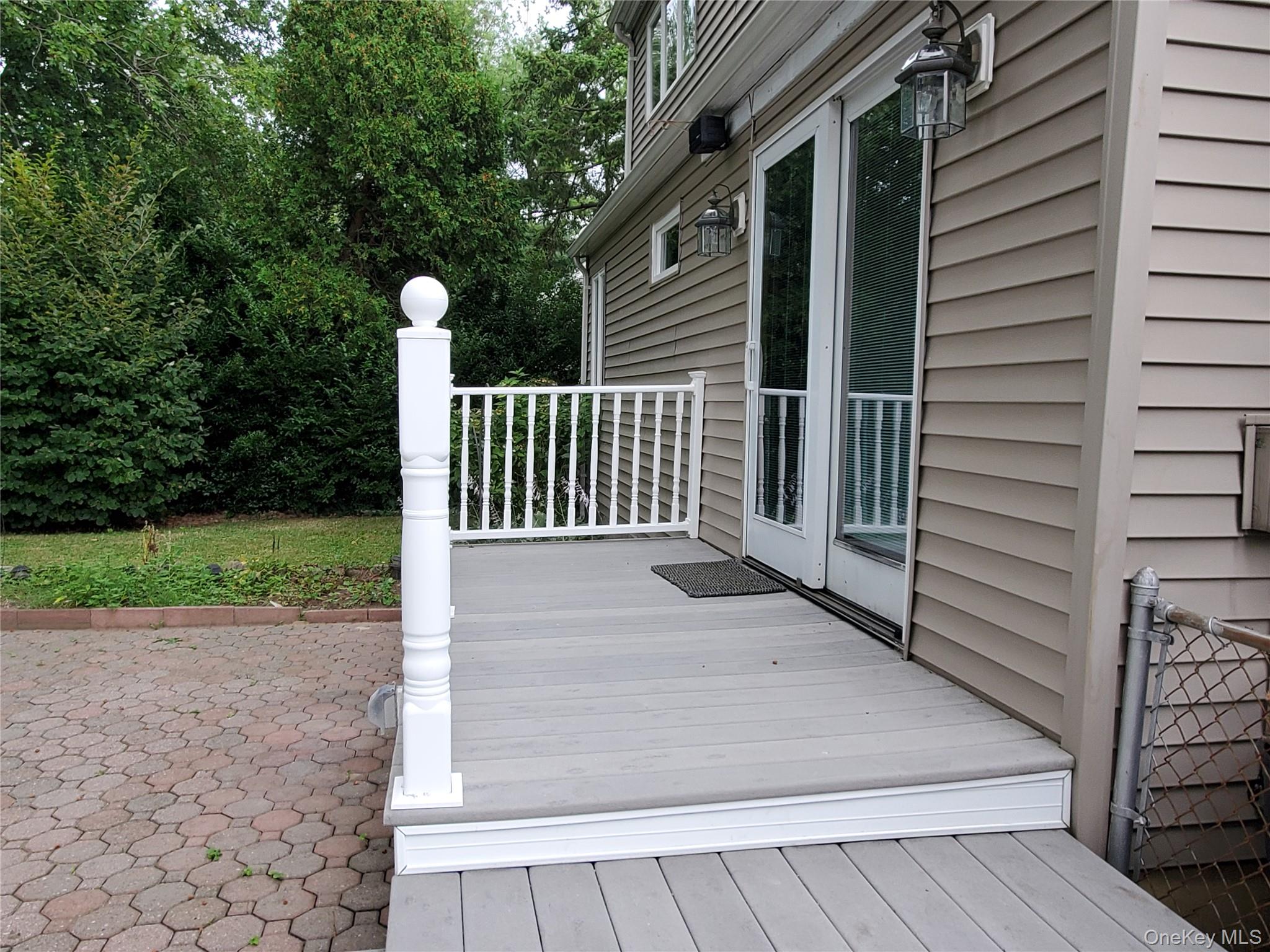 #12 photo, 30 Jervis Avenue, 東長島 Copiague , NY 11726