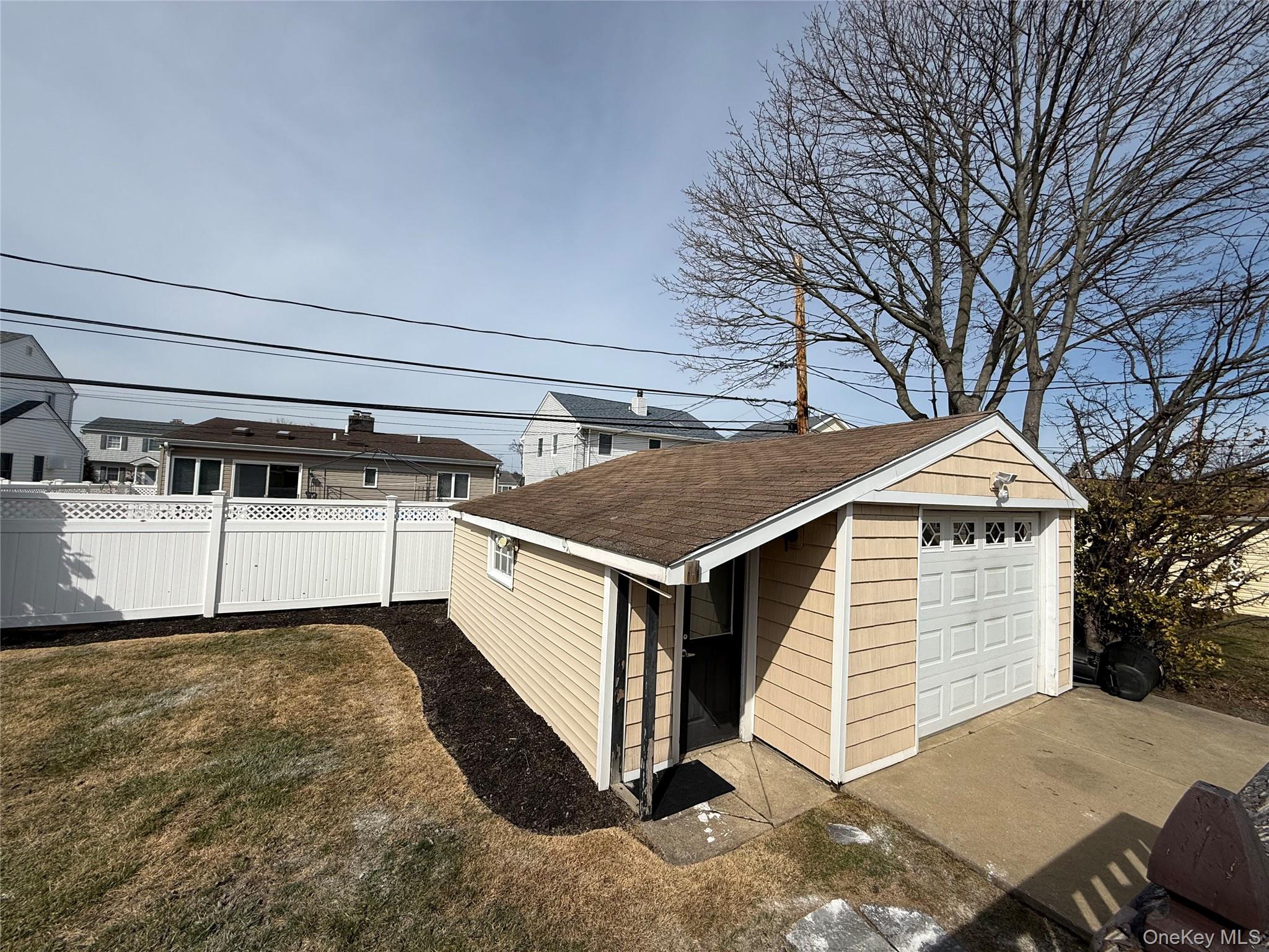 #10 photo, 68 Robert Street, Freeport , NY 11520