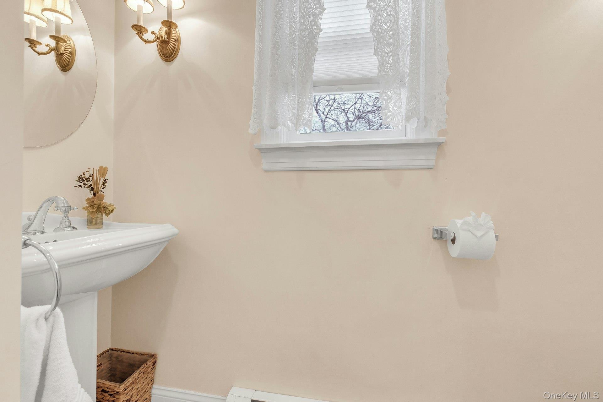 #12 photo, 4 Wells Lane, 東長島 Hampton Bays , NY 11946