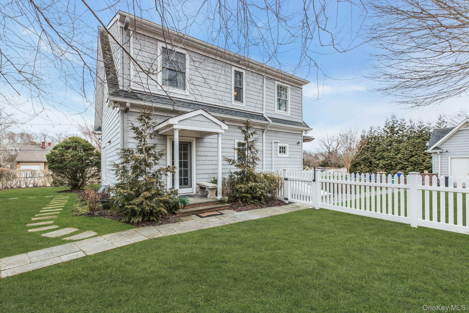 #2 photo, 4 Wells Lane, 東長島 Hampton Bays , NY 11946