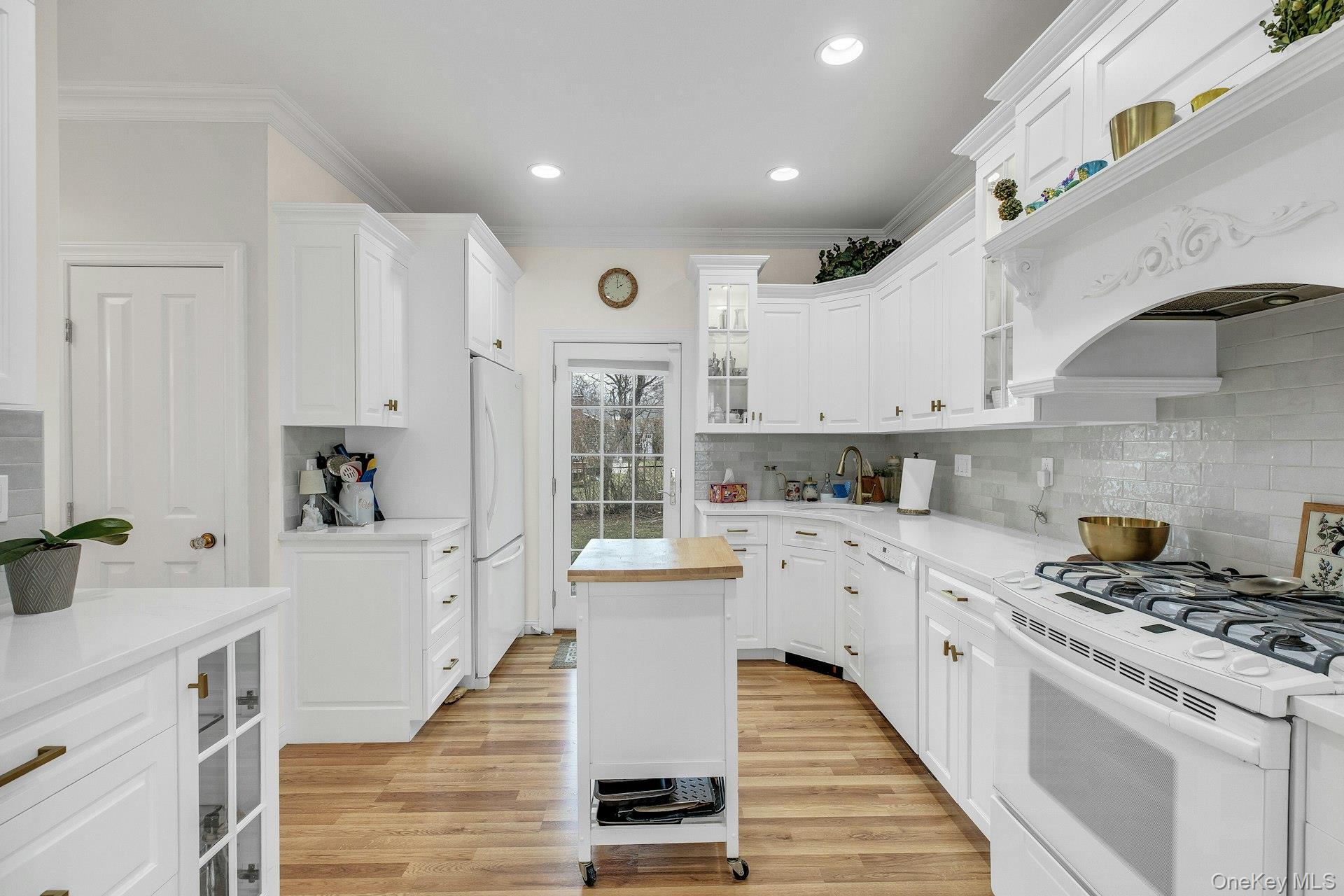 #5 photo, 4 Wells Lane, 東長島 Hampton Bays , NY 11946