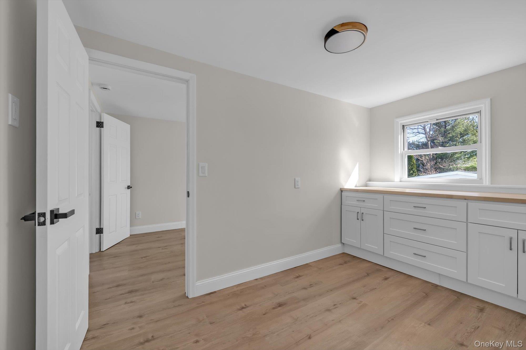 #13 photo, 31 Walters Avenue, নাসাউ কাউন্টি Syosset , NY 11791