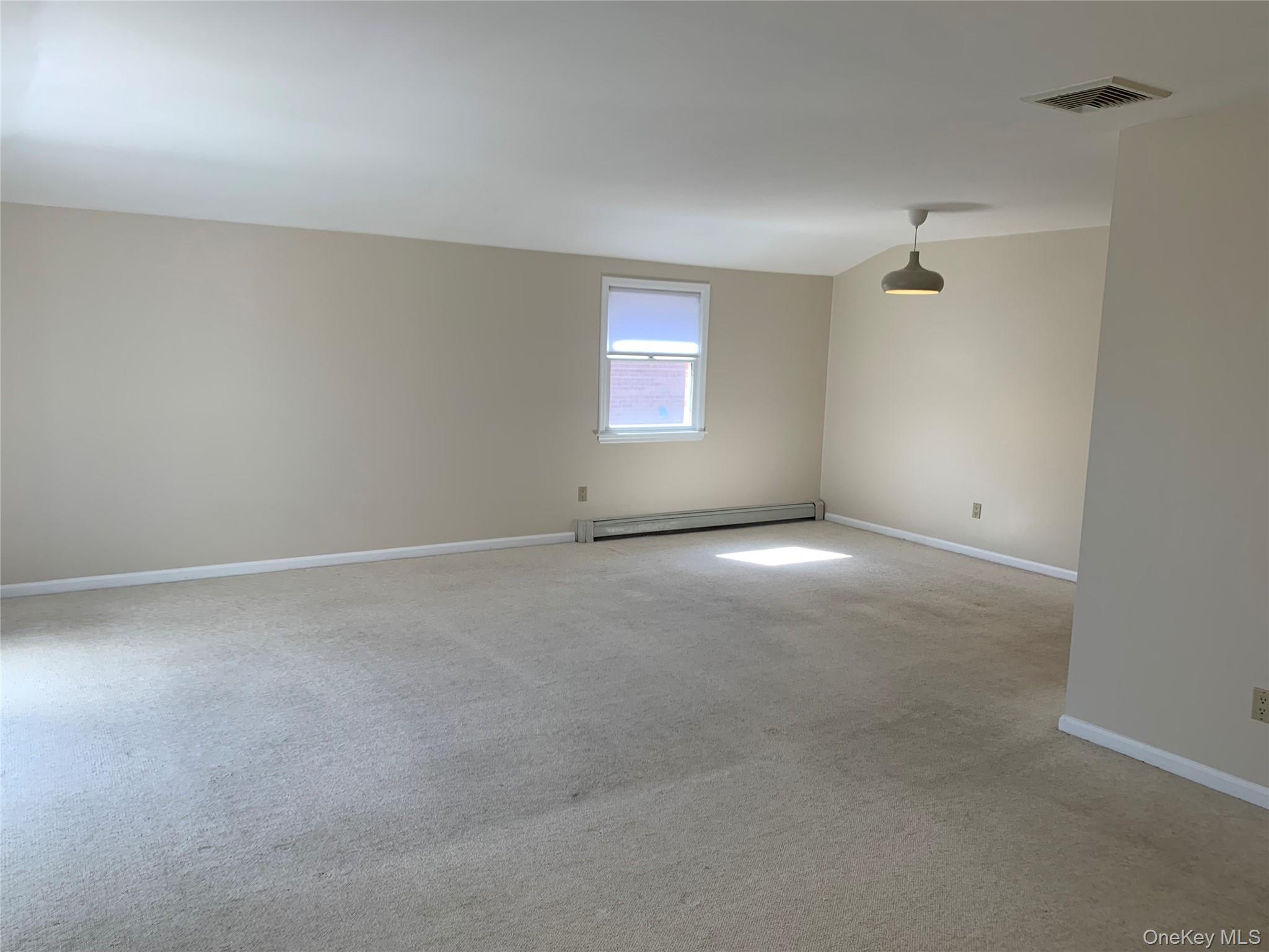 #3 photo, 5748 256th Street, Куинс ‖ Little Neck , NY 11362