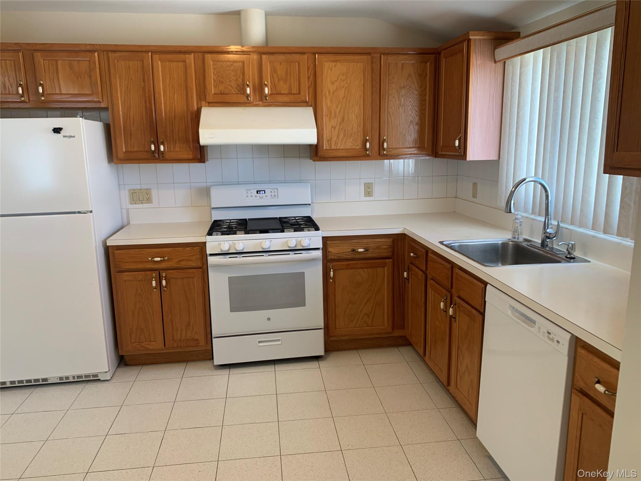 #6 photo, 5748 256th Street, Куинс ‖ Little Neck , NY 11362