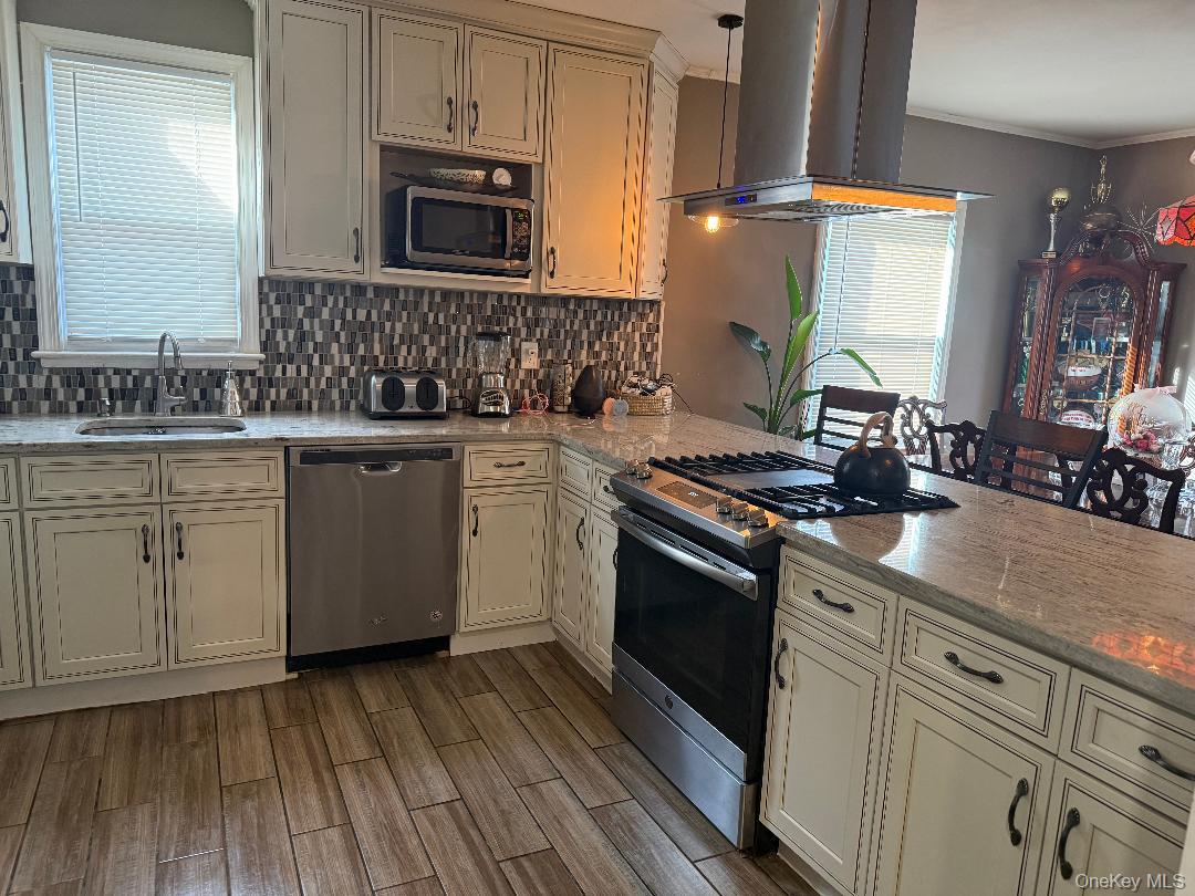 #7 photo, 119-05 224th Street, Cambria Heights , NY 11411