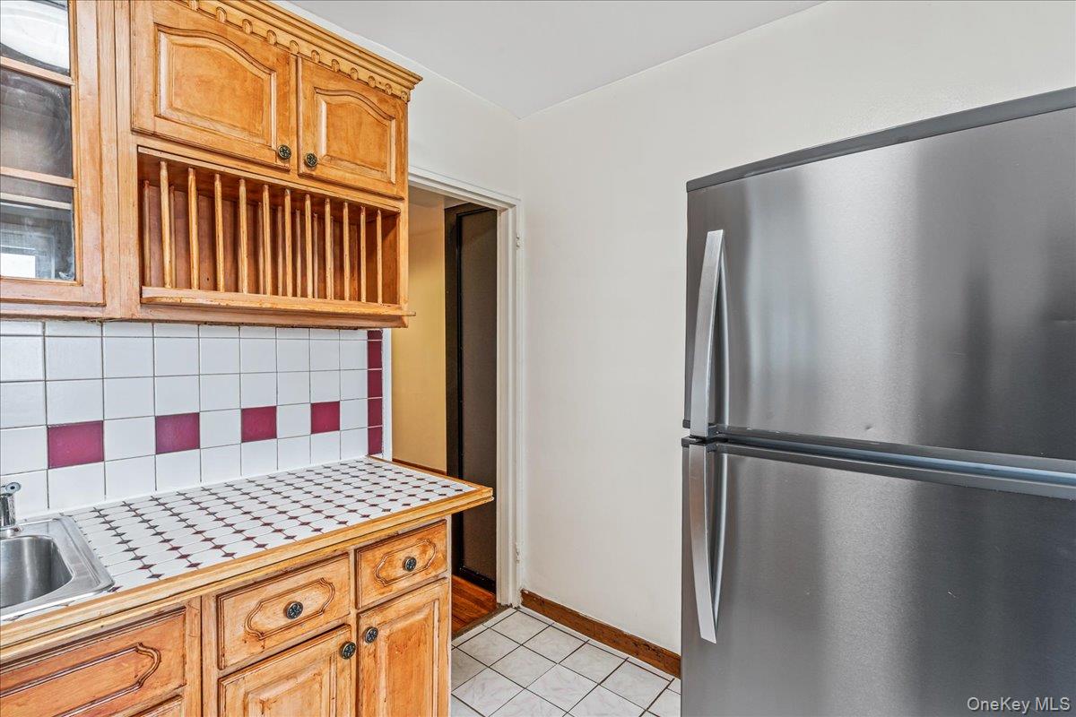 #11 photo, 8450 169th Street, 皇后區 Jamaica , NY 11432