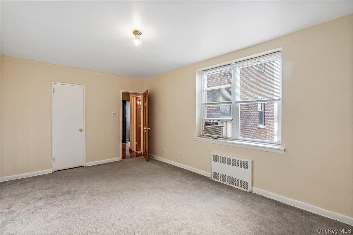 #6 photo, 8450 169th Street, 皇后區 Jamaica , NY 11432