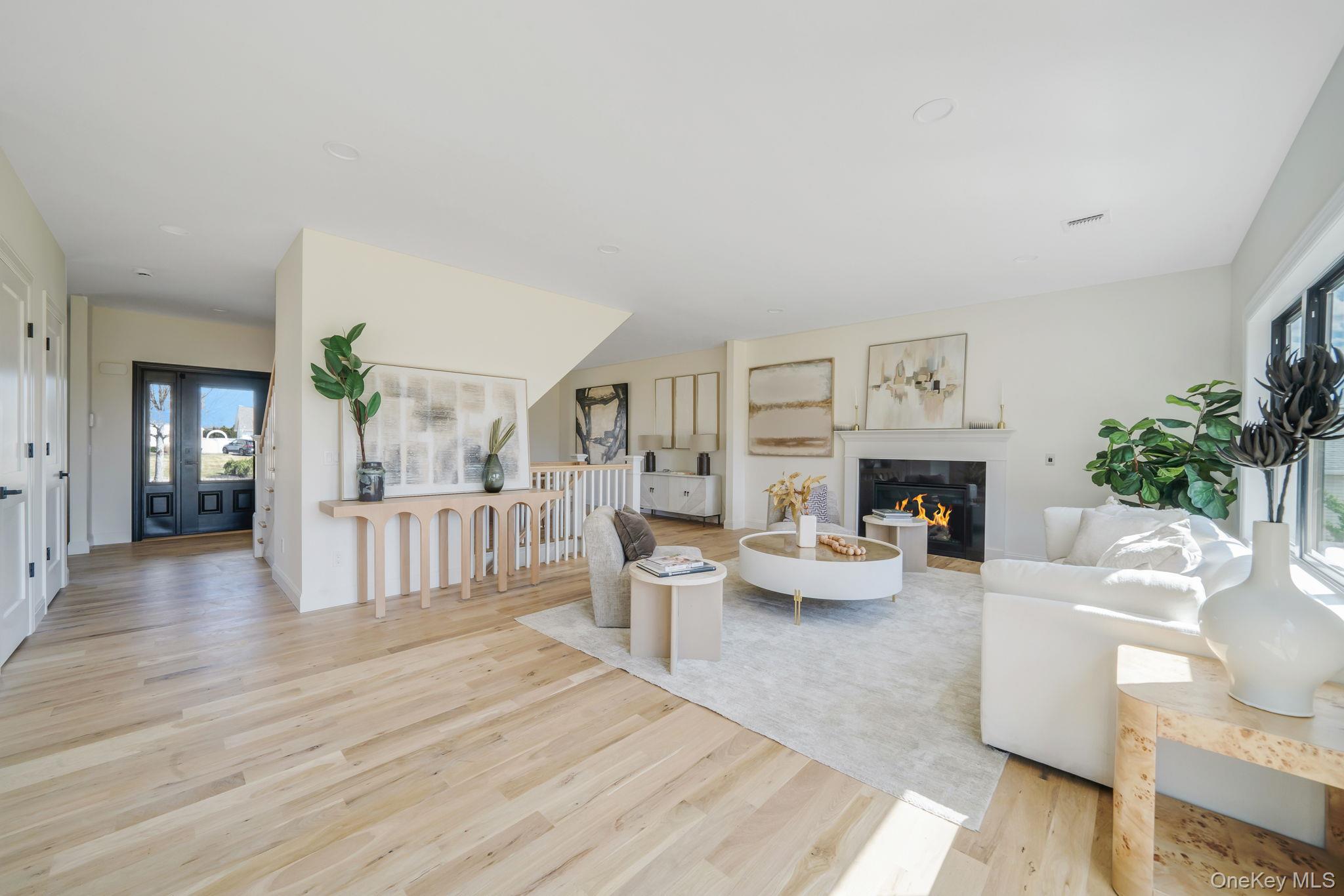 #10 photo, 85 Roanoke Court, 東長島 Riverhead , NY 11901