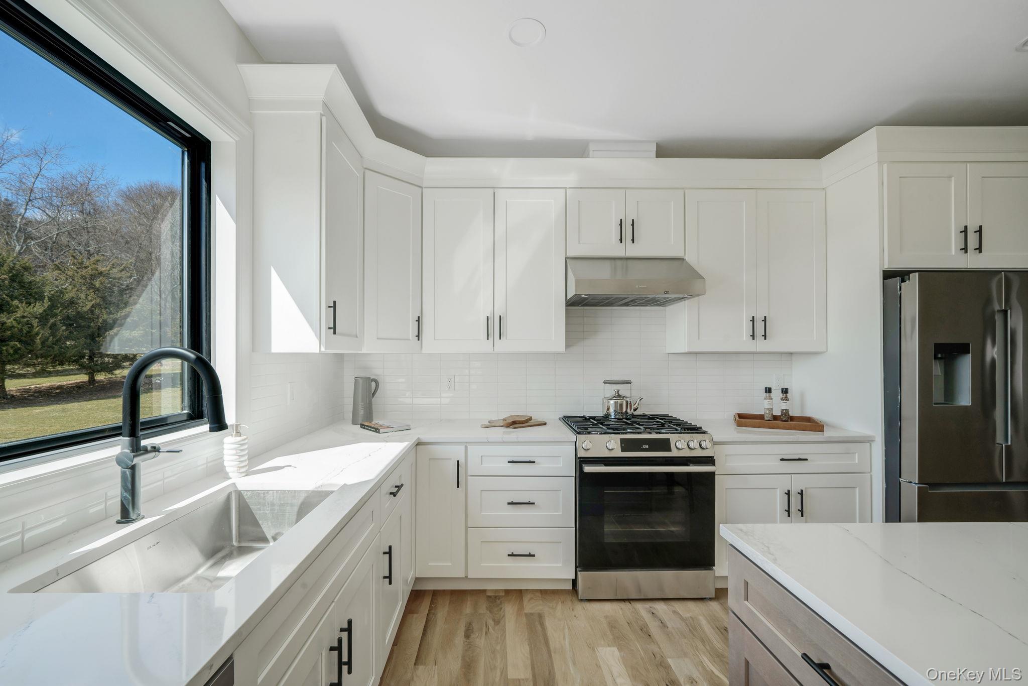 #15 photo, 85 Roanoke Court, 東長島 Riverhead , NY 11901