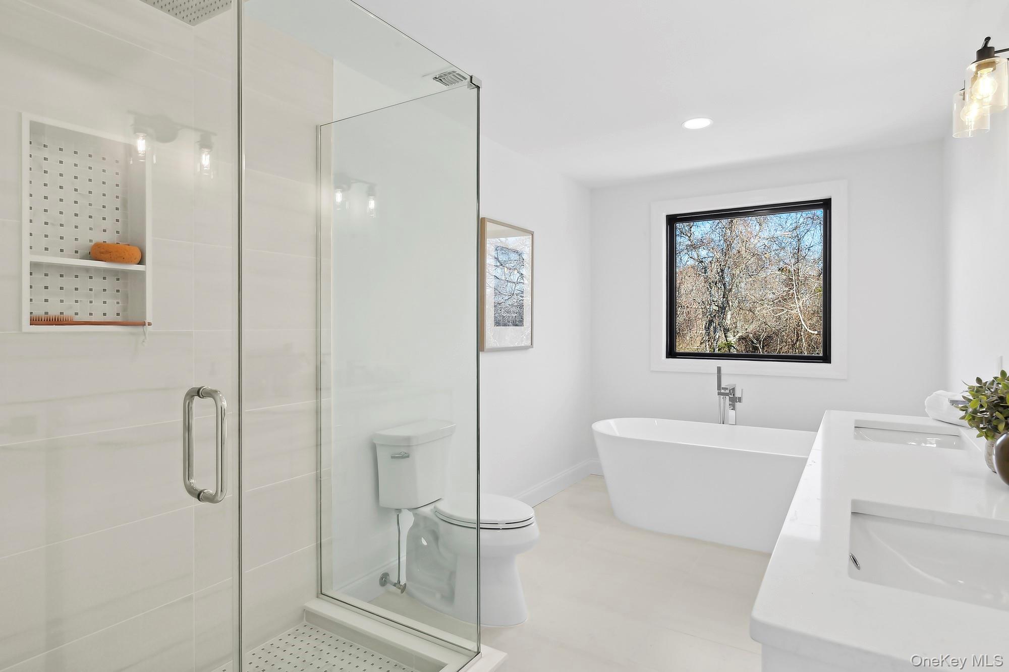 #20 photo, 85 Roanoke Court, 東長島 Riverhead , NY 11901