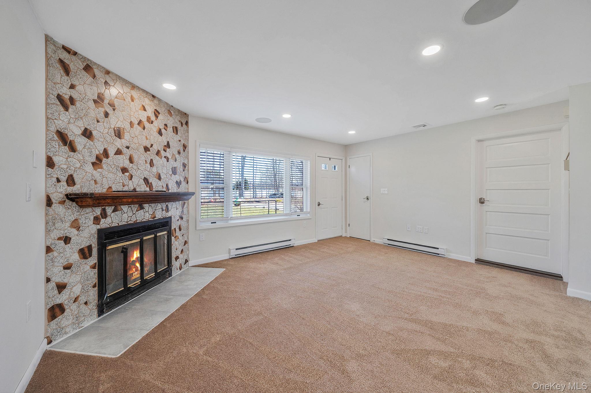 #20 photo, 72 Locust Avenue, 东长岛 Oakdale , NY 11769