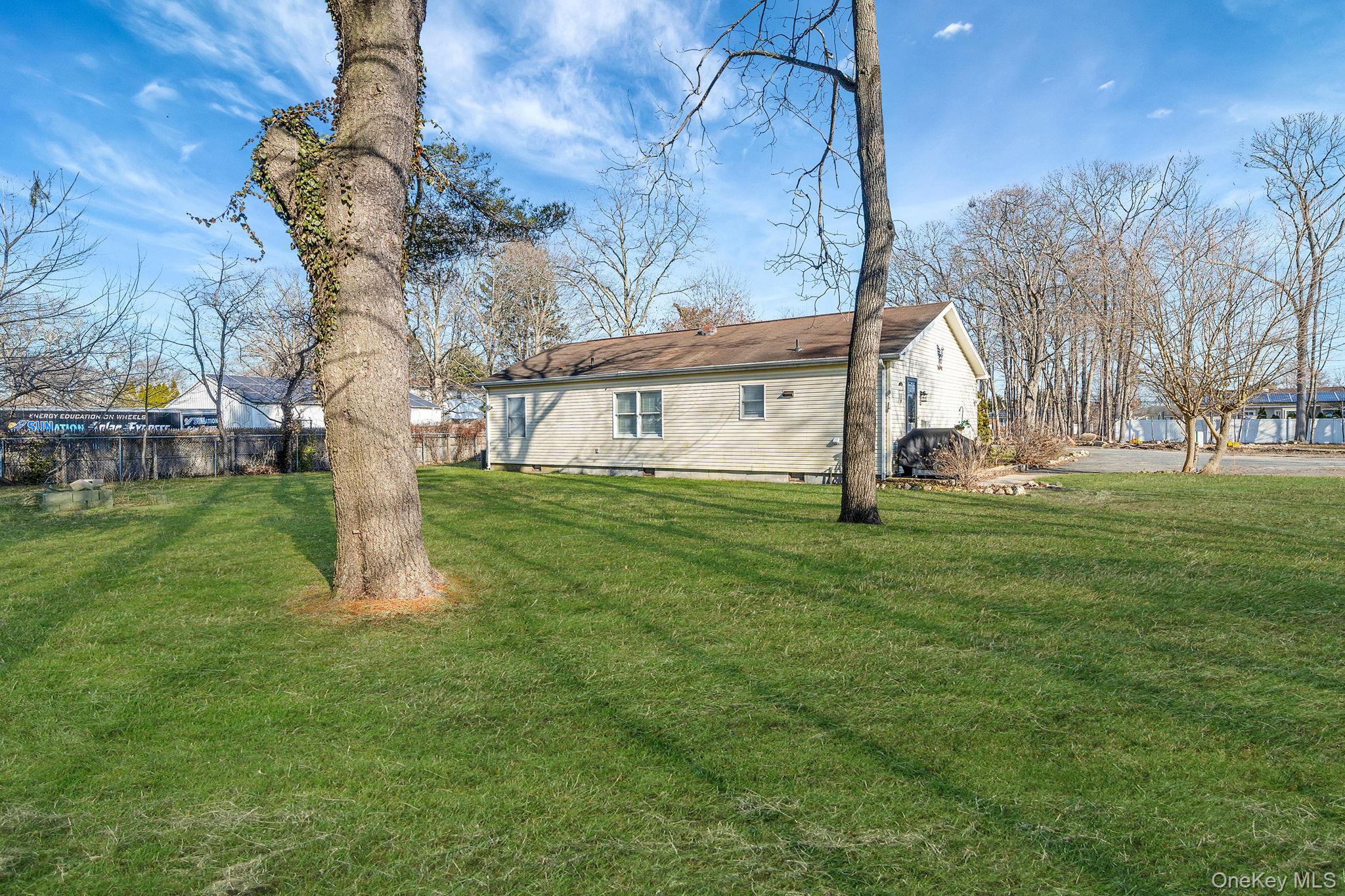 #7 photo, 72 Locust Avenue, 东长岛 Oakdale , NY 11769