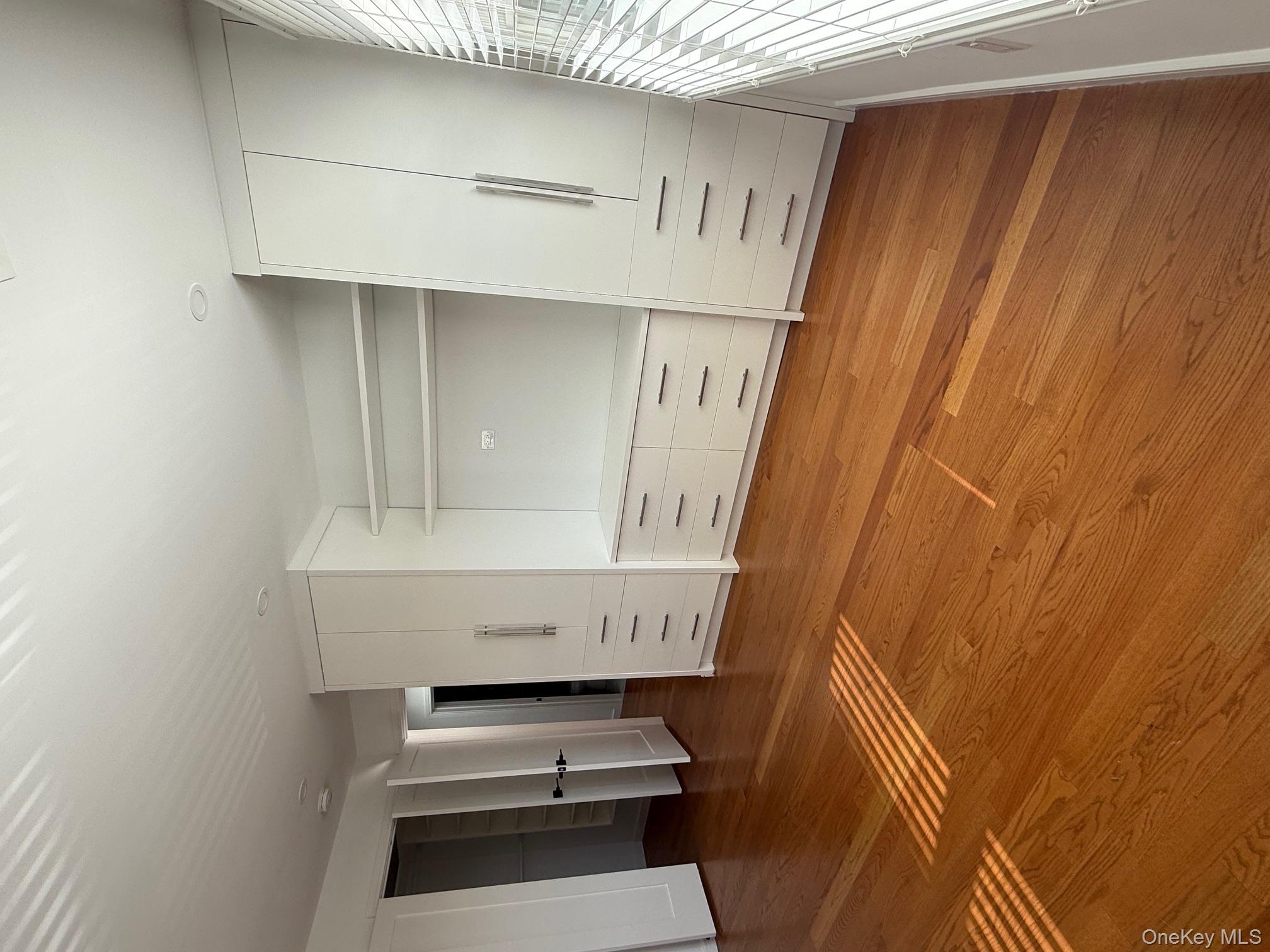 #16 photo, 215-15 17th Avenue, Куинс ‖ Bayside , NY 11360