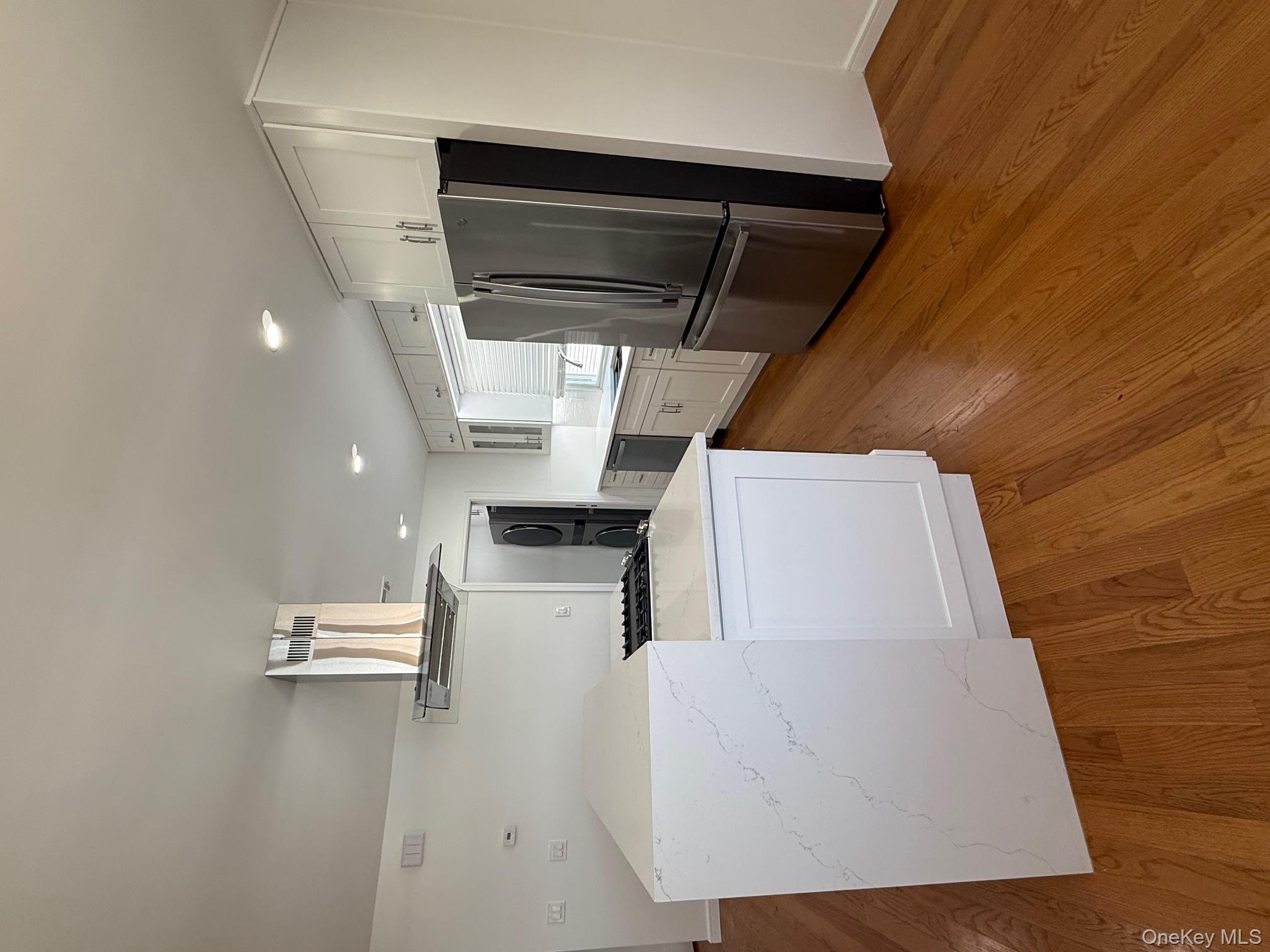 #6 photo, 215-15 17th Avenue, Куинс ‖ Bayside , NY 11360