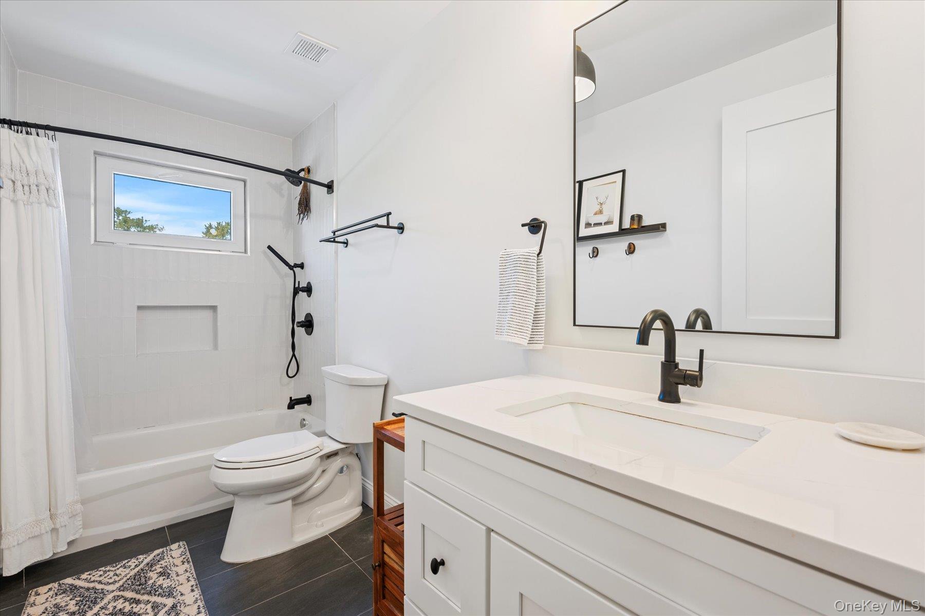 #16 photo, 660 Sutton Place, سوفولك Greenport , NY 11944