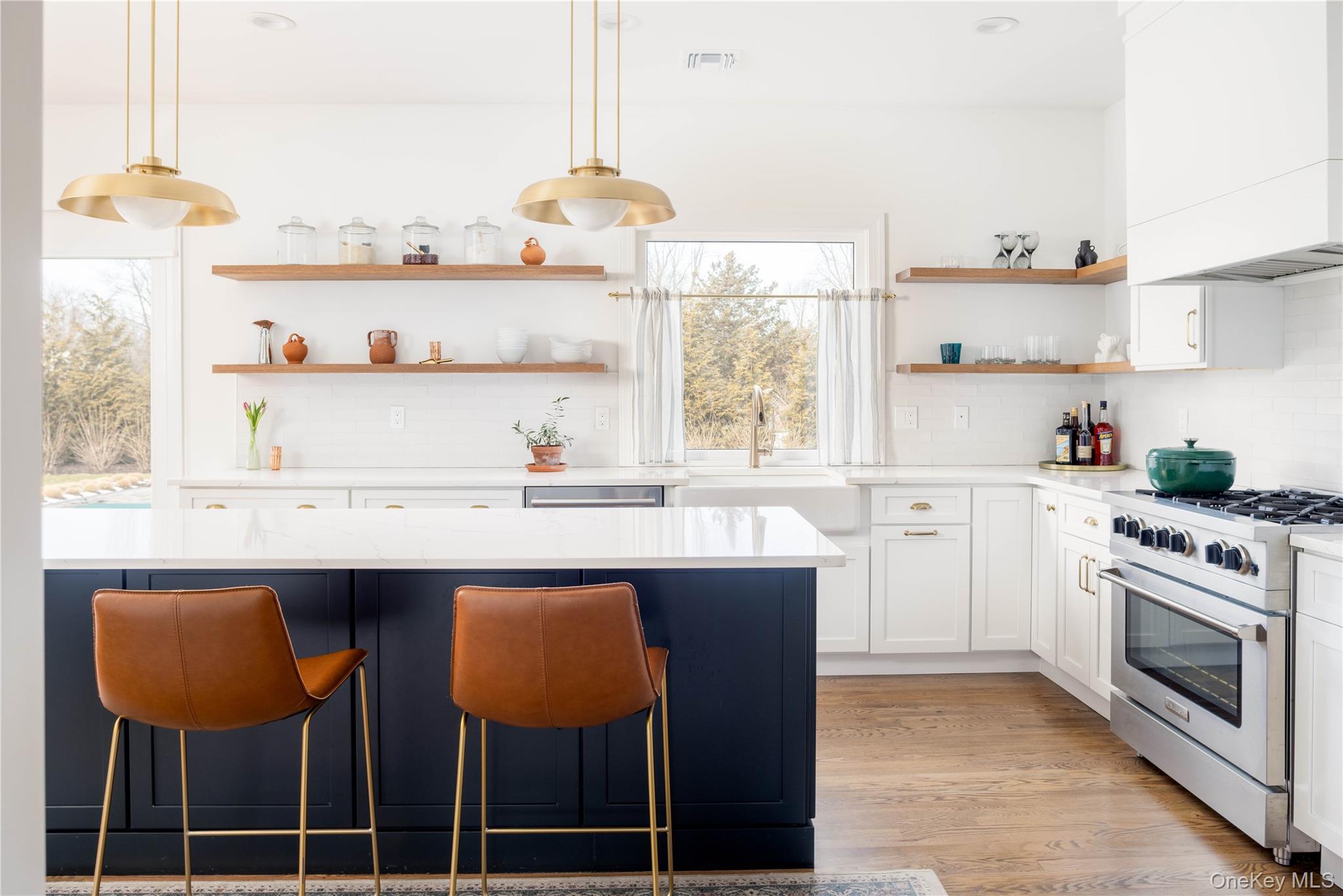 #9 photo, 660 Sutton Place, سوفولك Greenport , NY 11944