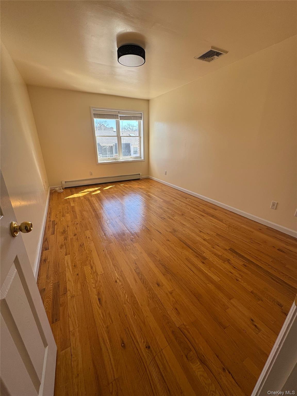 #12 photo, 25016 41st Road, Little Neck , NY 11363