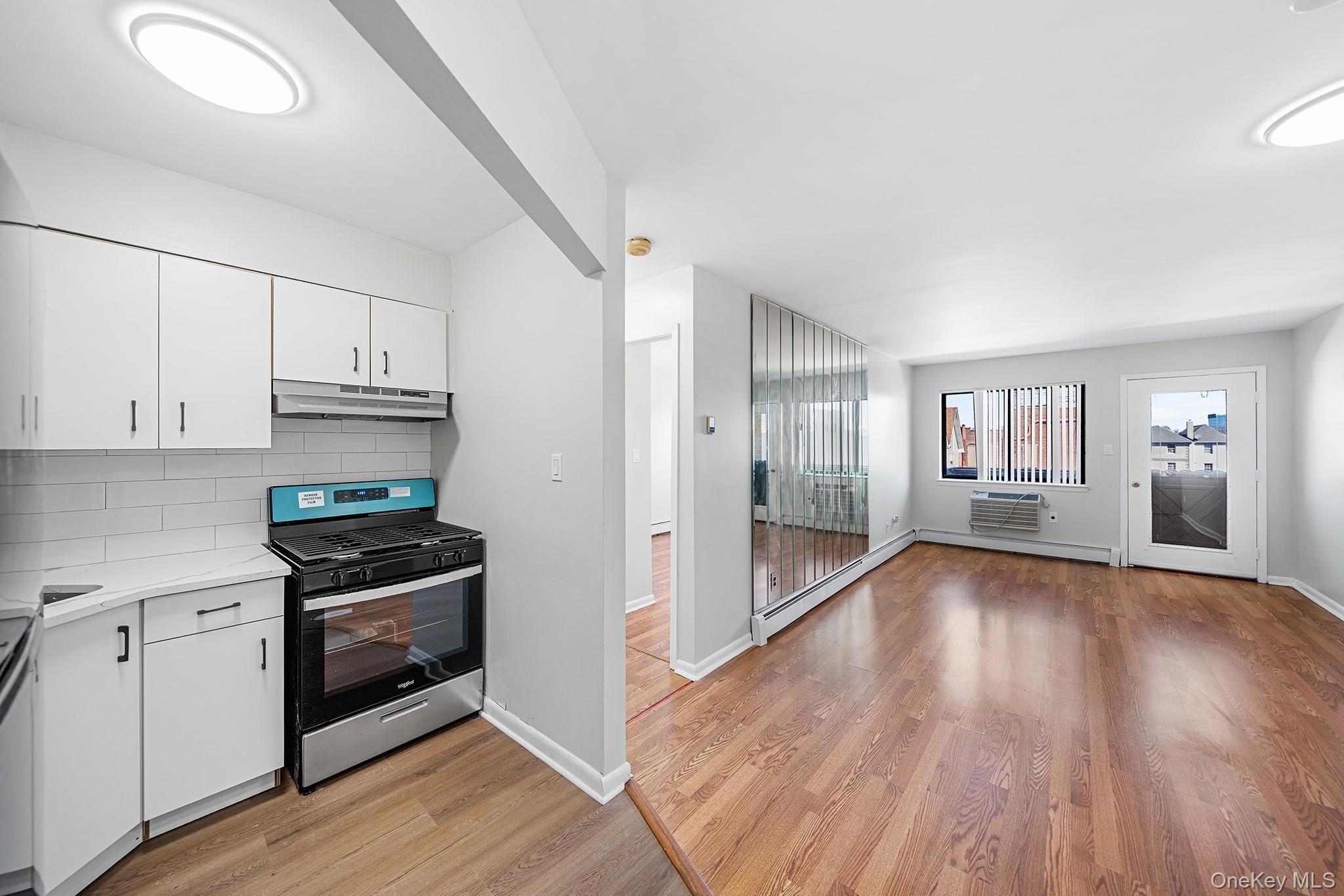 #5 photo, 9711 N Conduit Avenue, Ozone Park , NY 11417