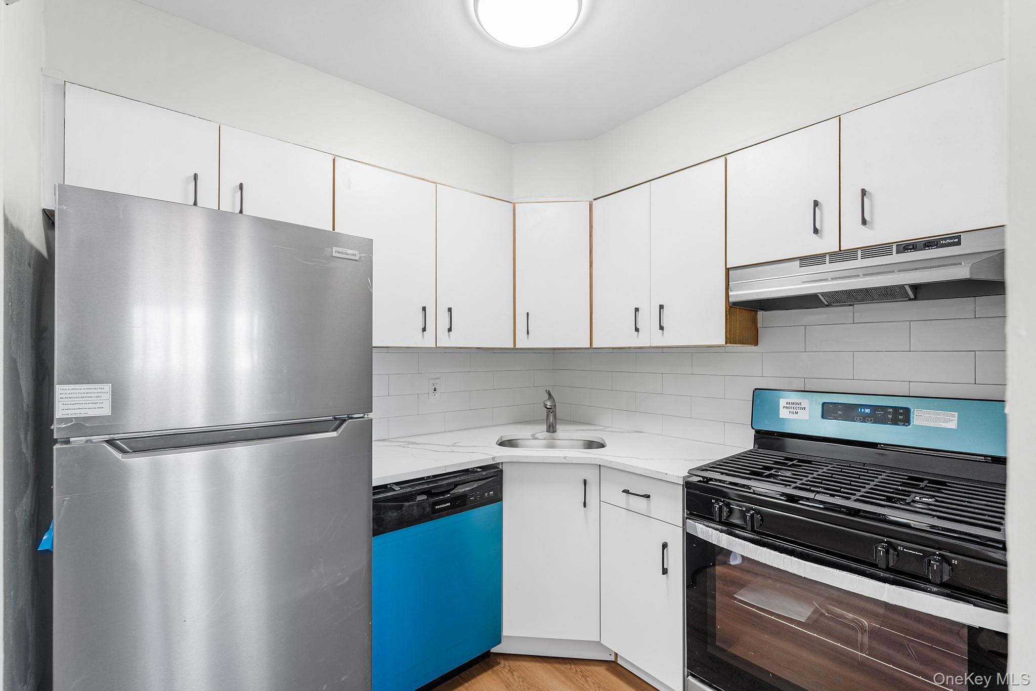 #6 photo, 9711 N Conduit Avenue, Ozone Park , NY 11417