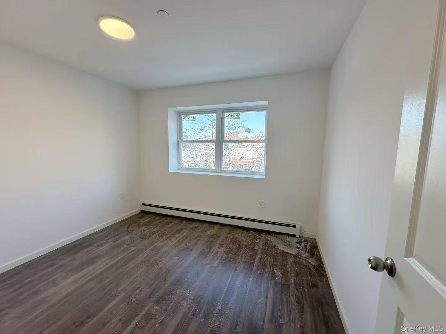 #3 photo, 8834 54th Avenue, 皇后區 艾姆赫斯特 Elmhurst , NY 11373