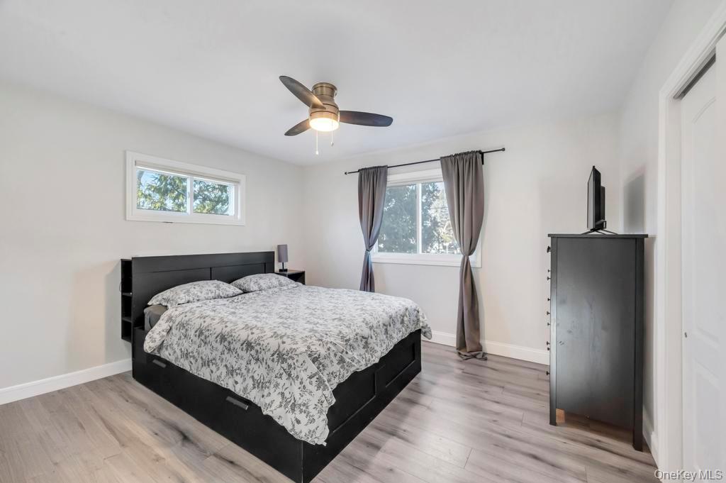 #17 photo, 10 Continental Drive, Саффолк ‖ Port Jefferson Station , NY 11776