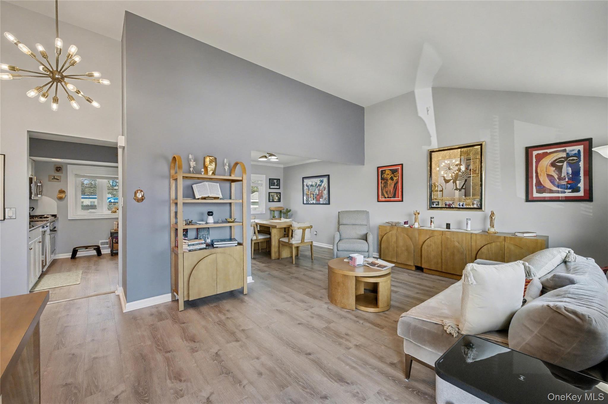 #9 photo, 57 Richfield Street, Plainview , NY 11803