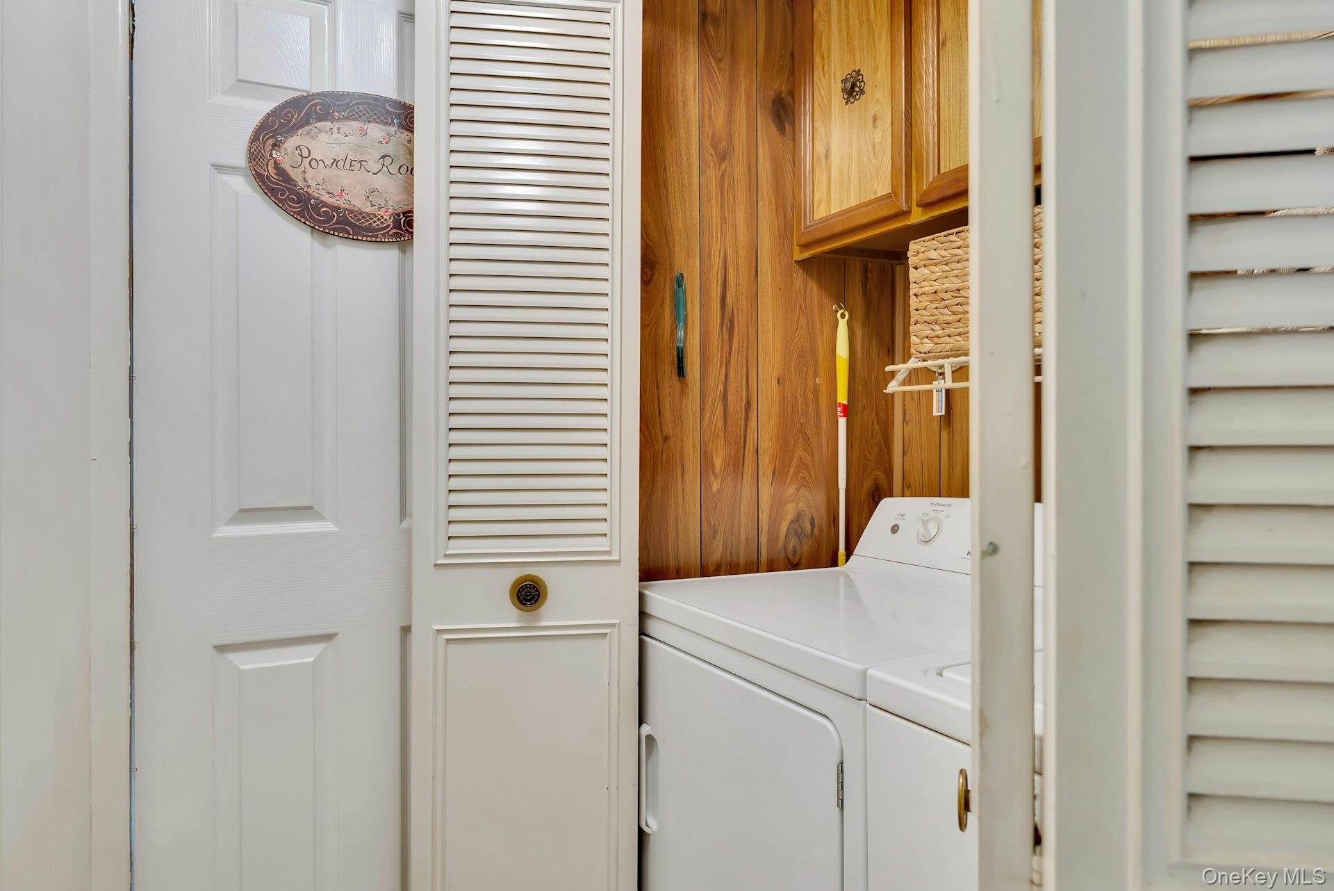 #15 photo, 43 Village Circle, سوفولك Manorville , NY 11949