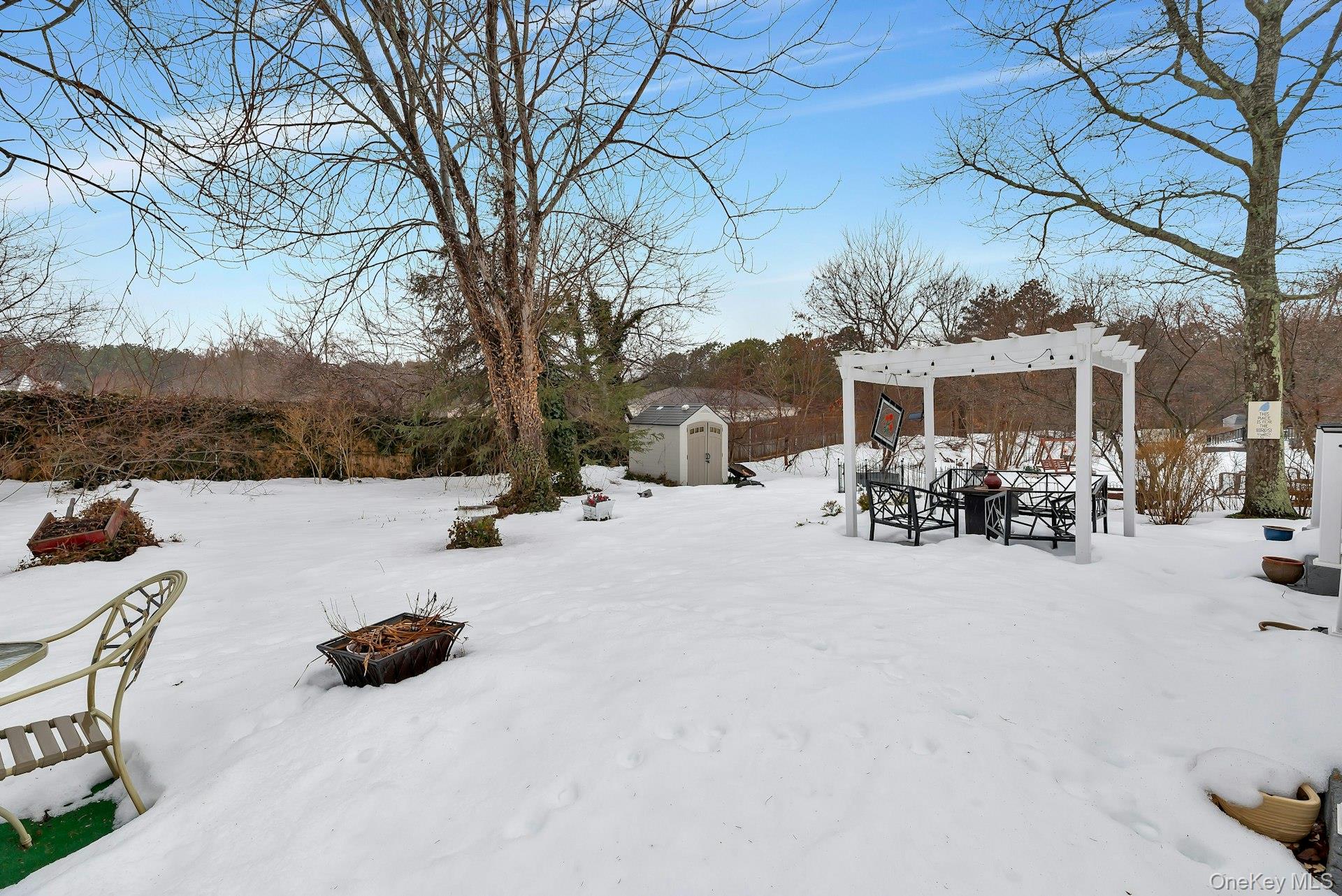 #18 photo, 43 Village Circle, سوفولك Manorville , NY 11949