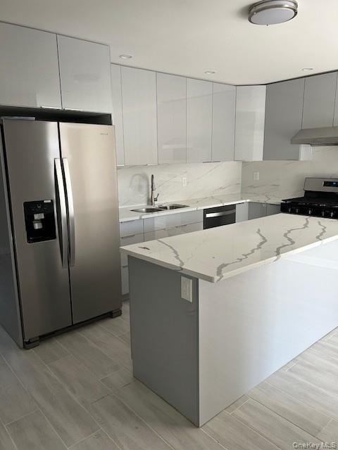 #2 photo, 14441 78th Avenue, Куинс ‖ Kew Garden Hills , NY 11367