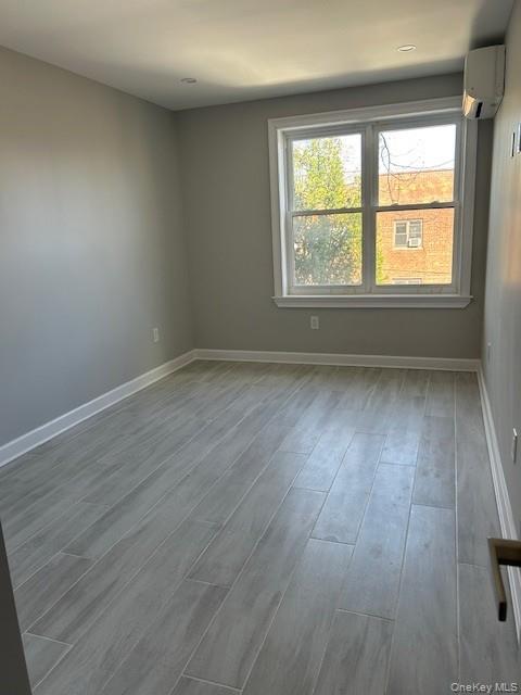 #8 photo, 14441 78th Avenue, Куинс ‖ Kew Garden Hills , NY 11367