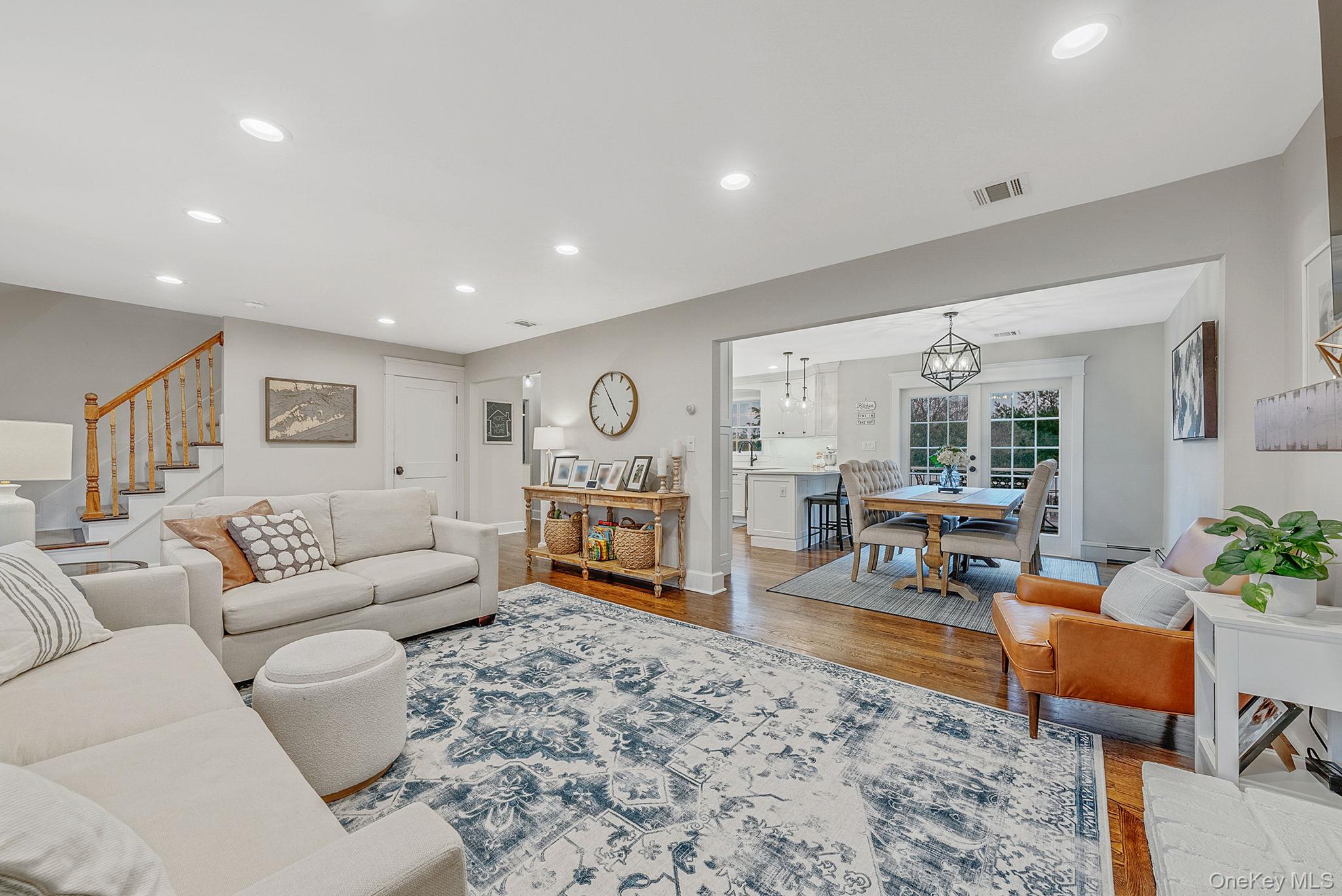 #4 photo, 2 Cindy Street, 东长岛 Smithtown , NY 11787