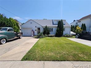 #1 photo, 228 chance Drive, 长岛 Hempstead , NY 11572