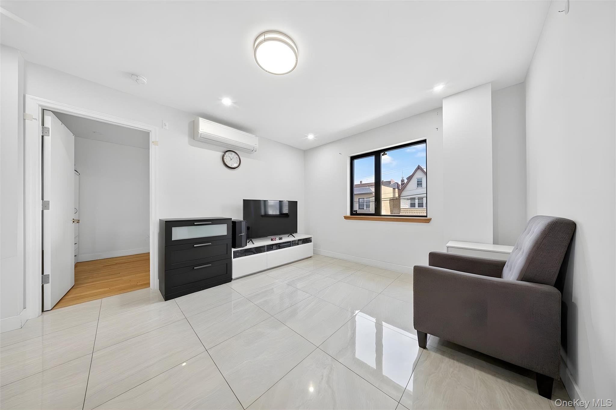 #2 photo, 14538 34th Avenue, 皇后區 Flushing , NY 11354