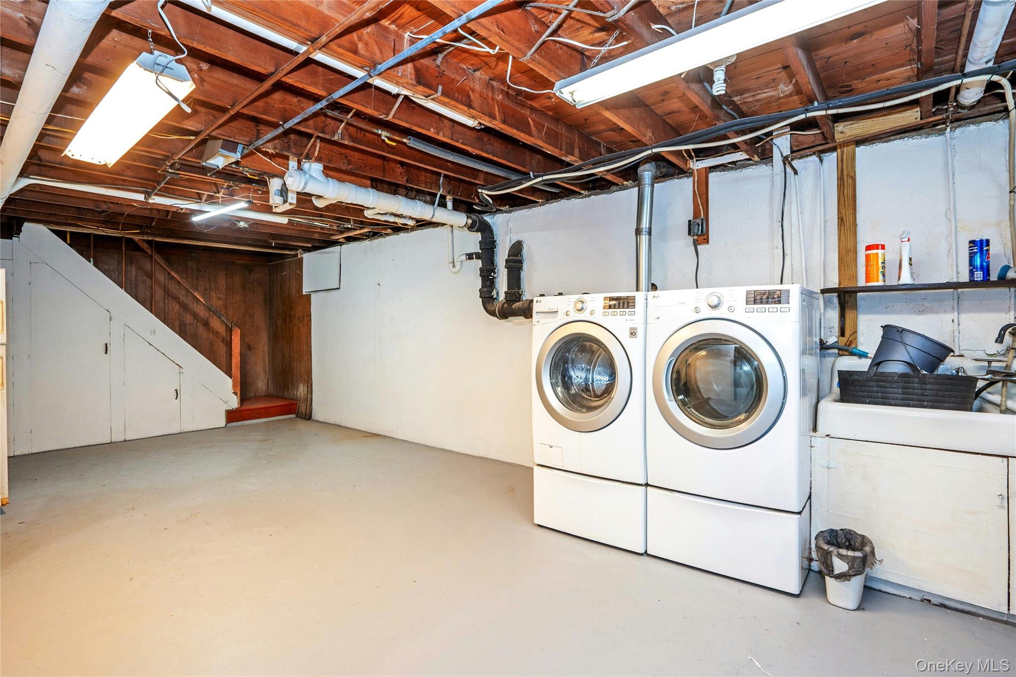 #15 photo, 119 E 13th Street, 东长岛 Huntington Station , NY 11746