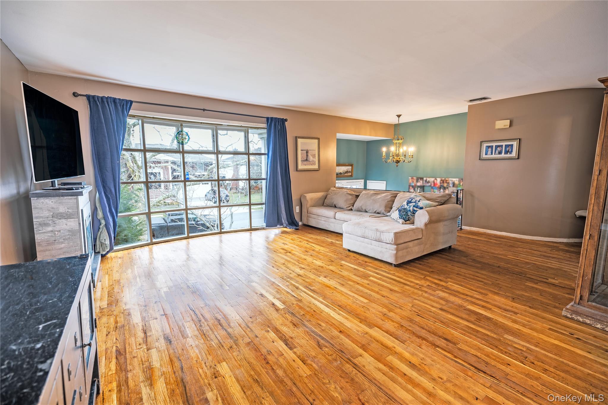 #4 photo, 163 School Lane, Lido Beach , NY 11561