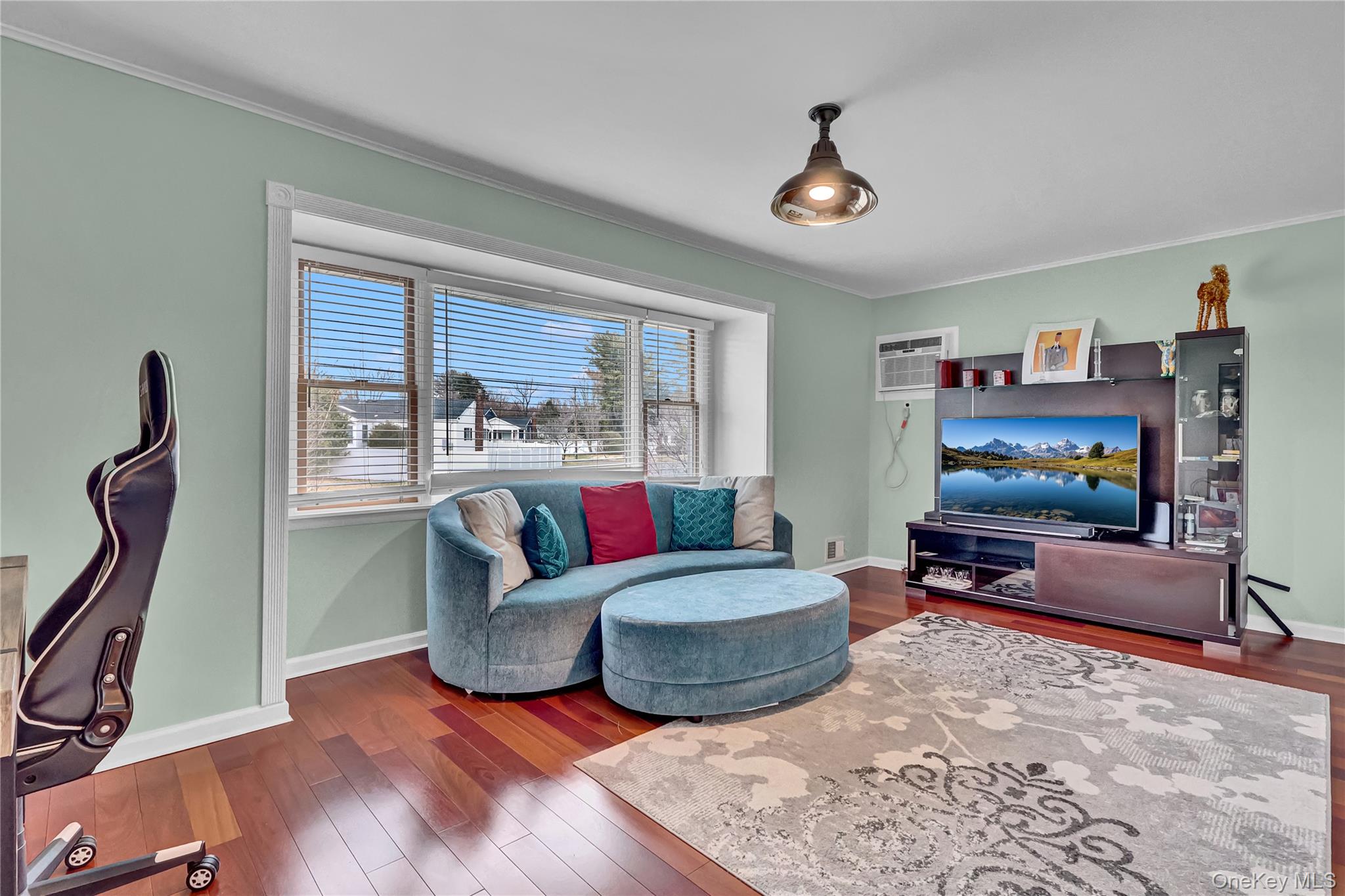 #13 photo, 18 Frost Lane, Greenlawn , NY 11740