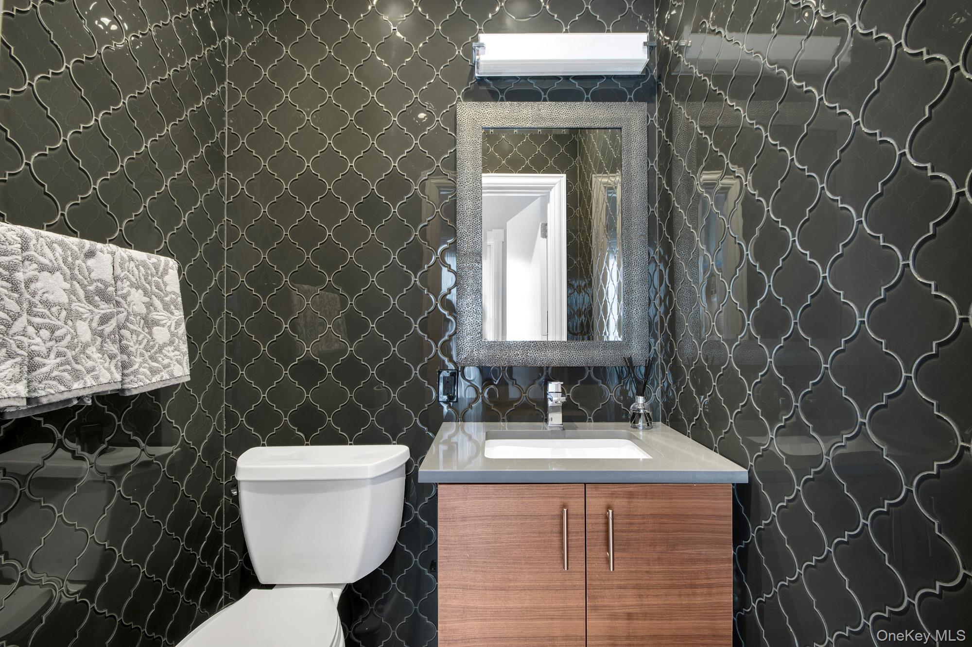 #11 photo, 102 Shore Road, 皇后區 Douglaston , NY 11363