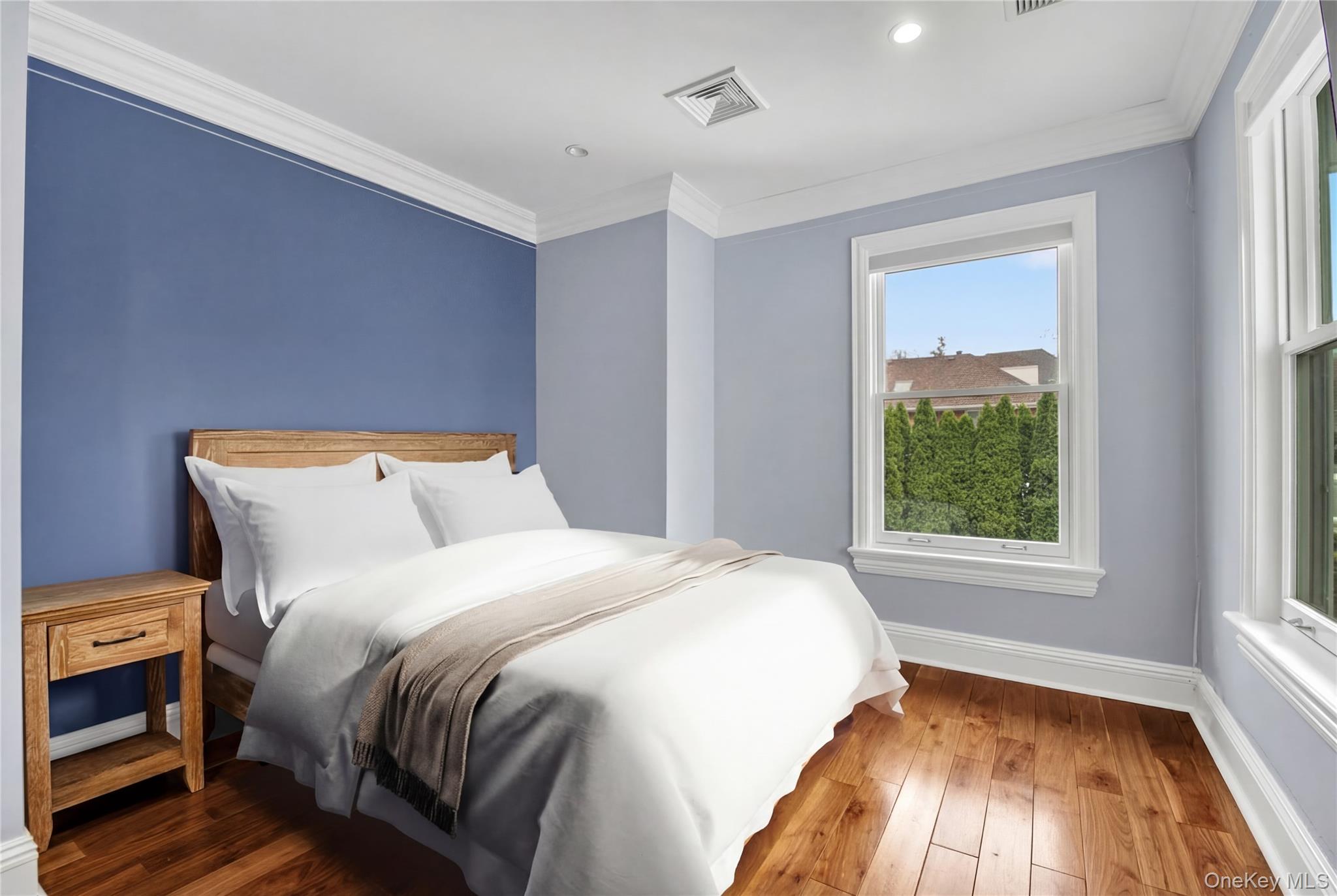 #16 photo, 102 Shore Road, 皇后區 Douglaston , NY 11363