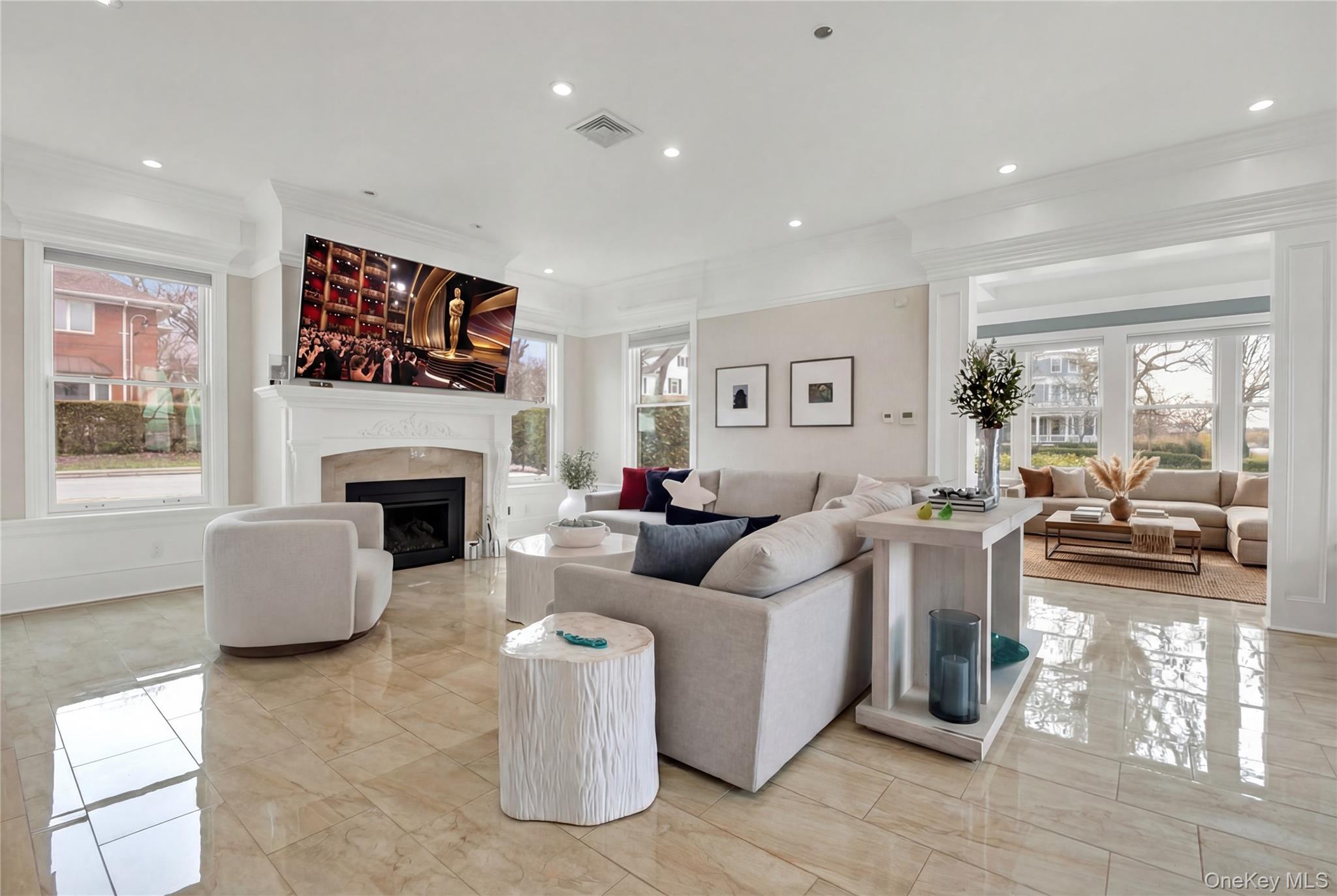 #3 photo, 102 Shore Road, 皇后區 Douglaston , NY 11363